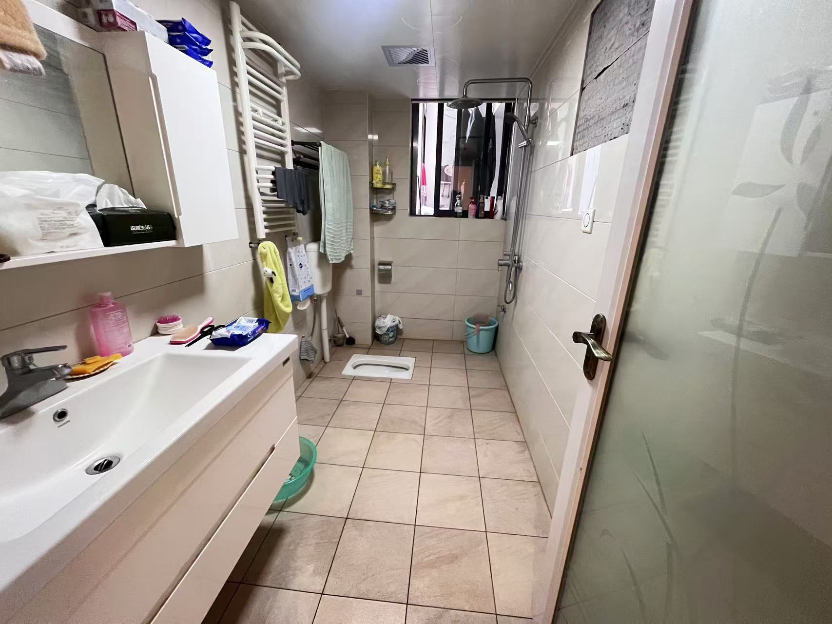 阳光新城  3室2厅2卫    70.0万 阳光新城  3室2厅2卫    70.0万室内图