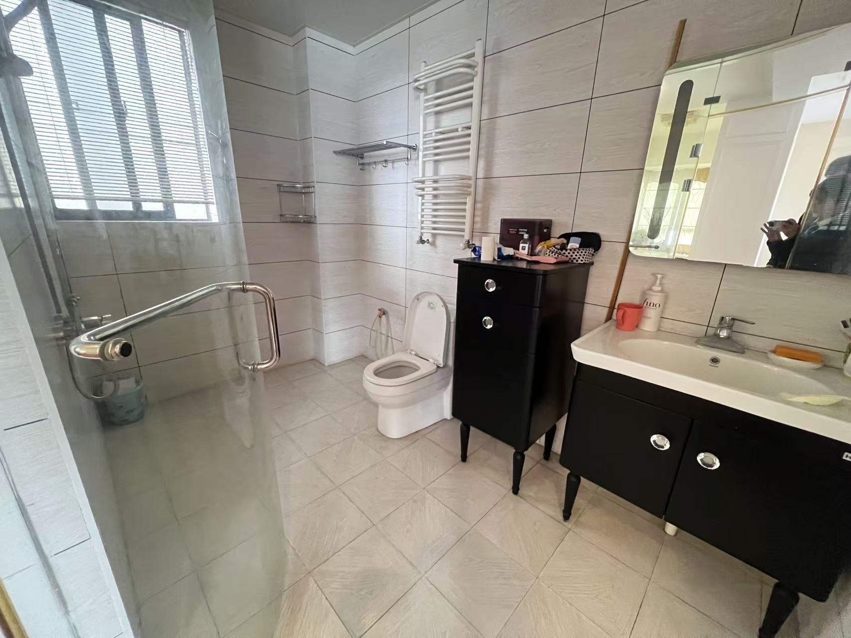 阳光新城  3室2厅2卫    70.0万 阳光新城  3室2厅2卫    70.0万室内图