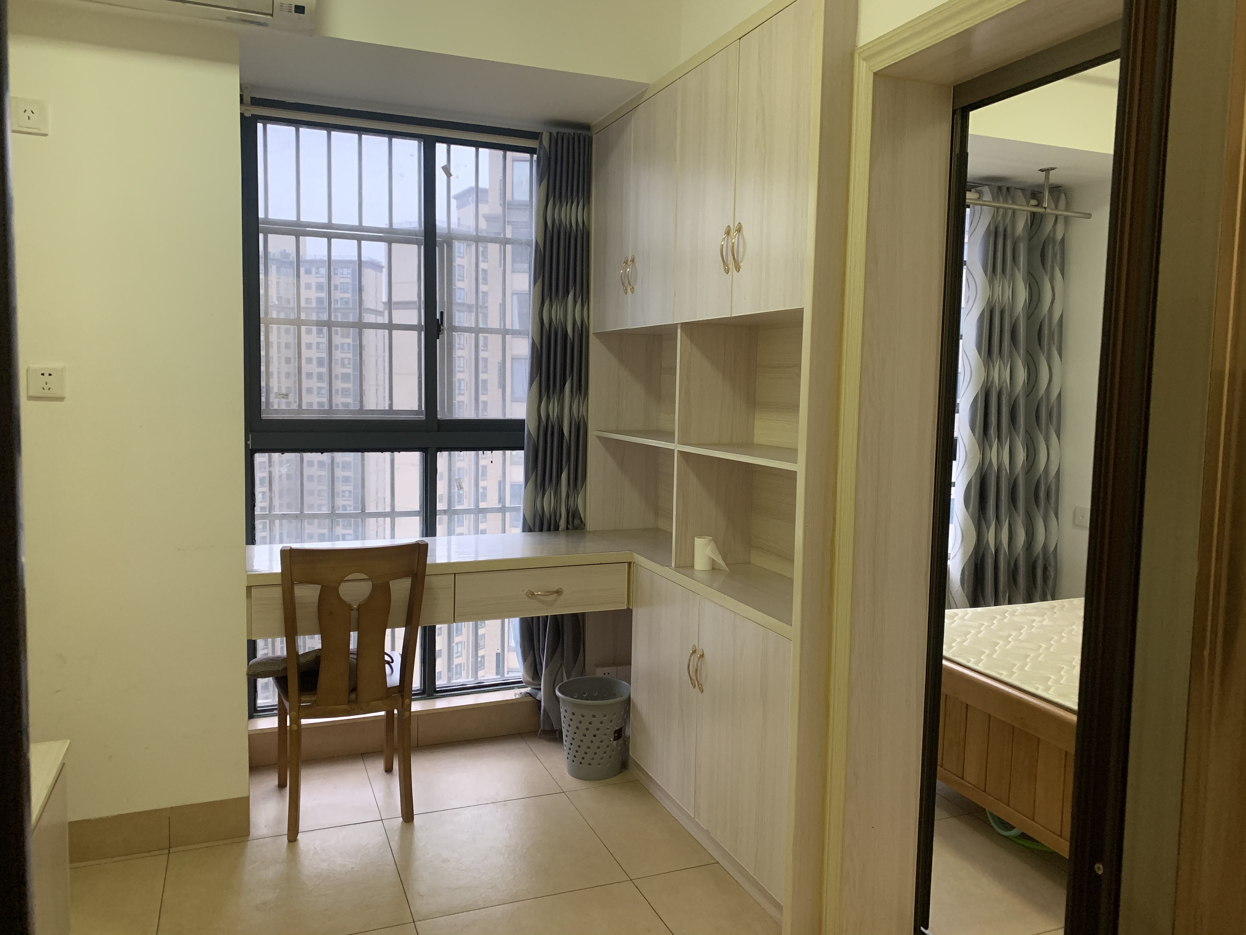 中建御山和苑 1室1厅1卫 28.8万 中建御山和苑 1室1厅1卫 28.8万室内图