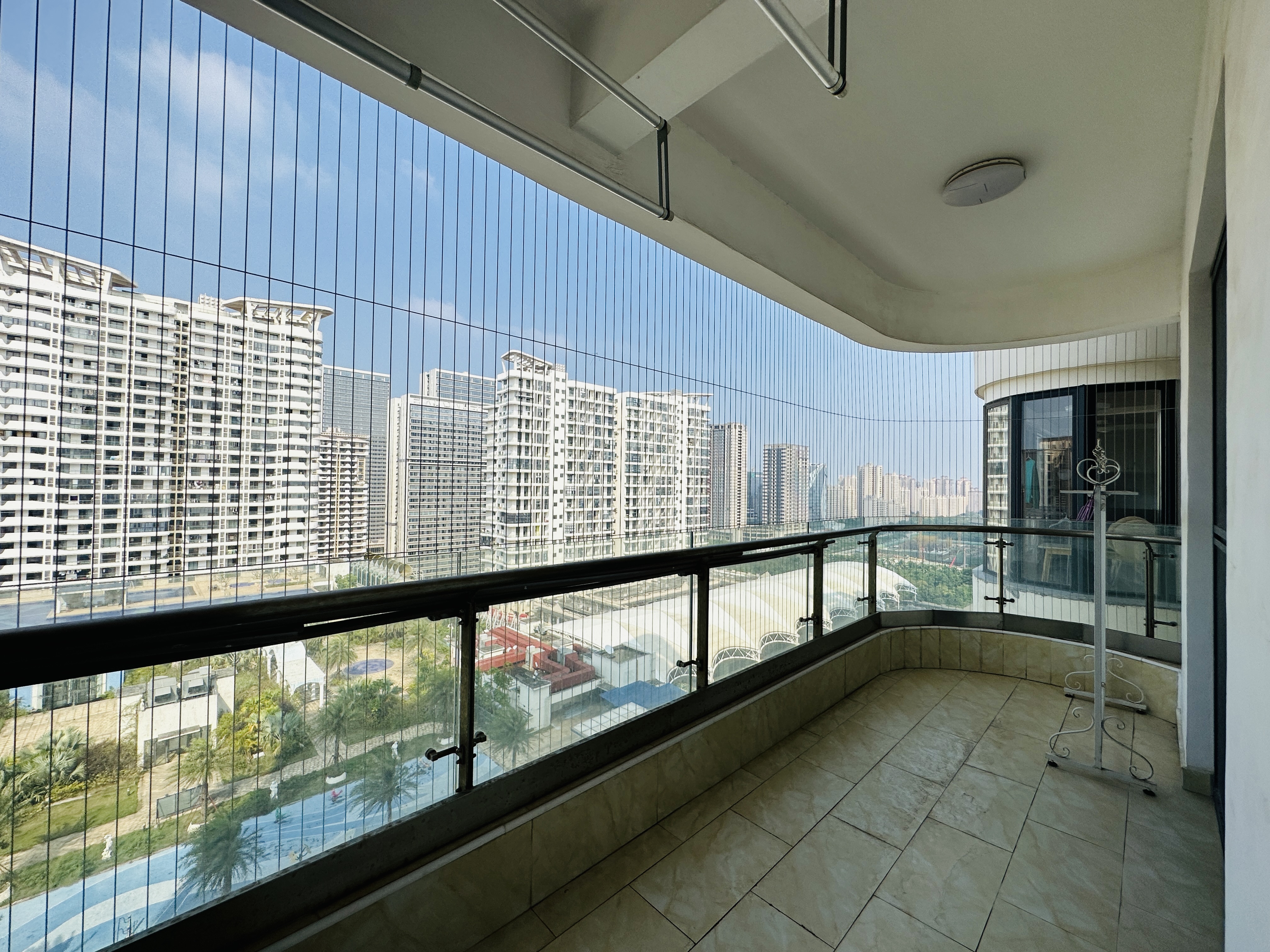 远大购物广场  2室1厅1卫    125.3万 远大购物广场  2室1厅1卫    125.3万阳台