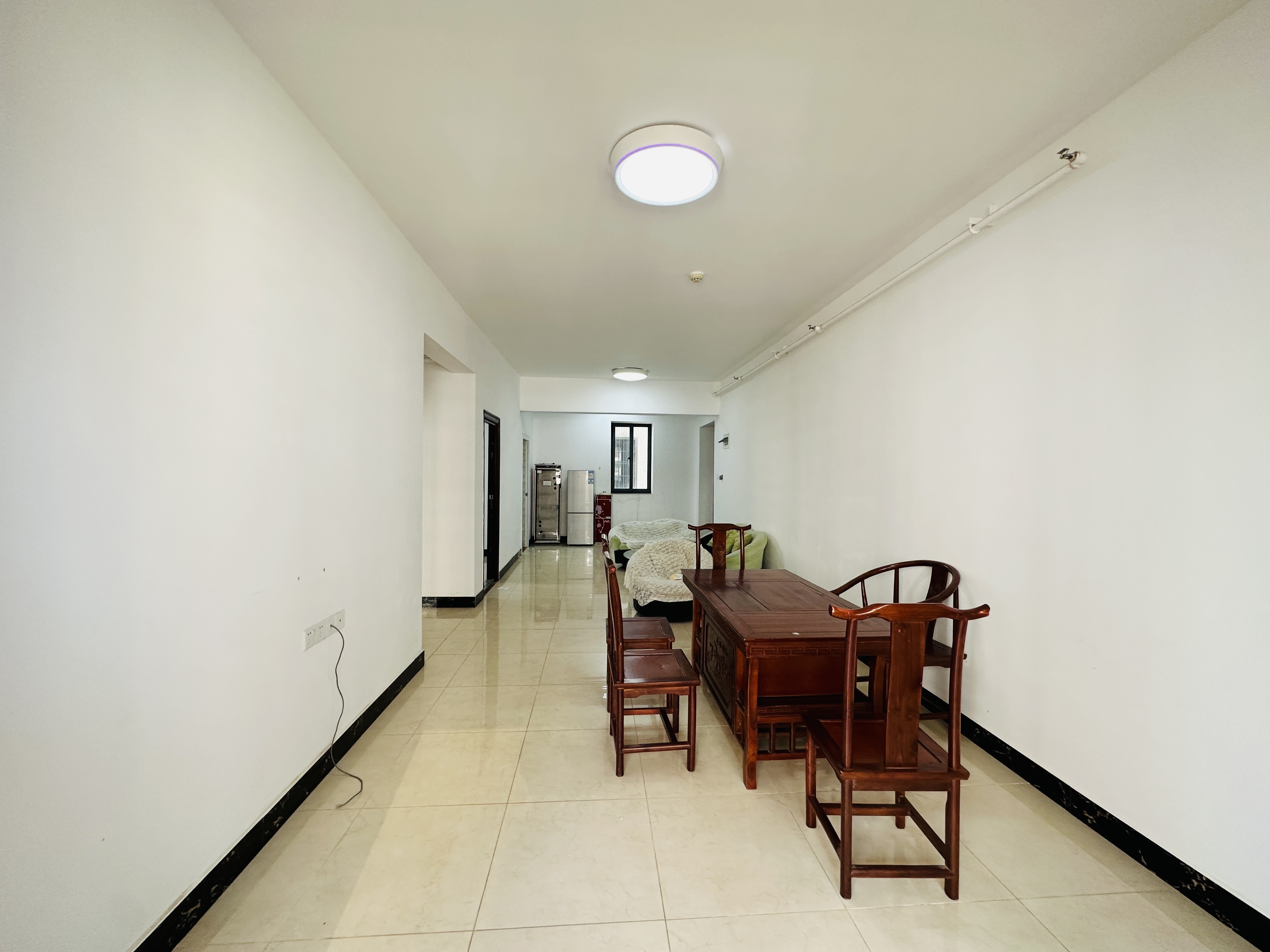 远大购物广场  2室2厅1卫    76.39万 远大购物广场  2室2厅1卫    76.39万其他