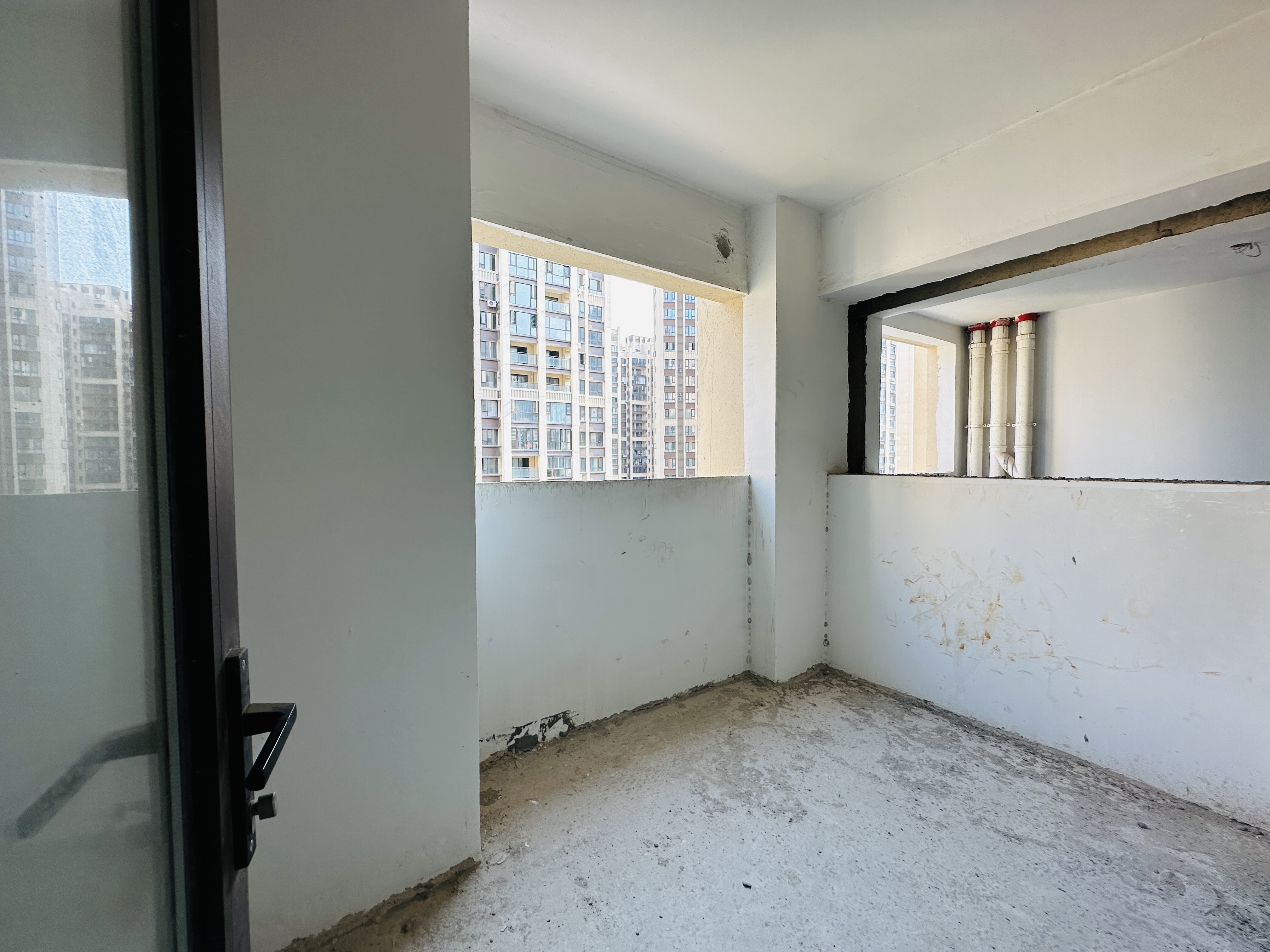 恩祥新城 3室2厅1卫 165.0万 恩祥新城 3室2厅1卫 165.0万卧室