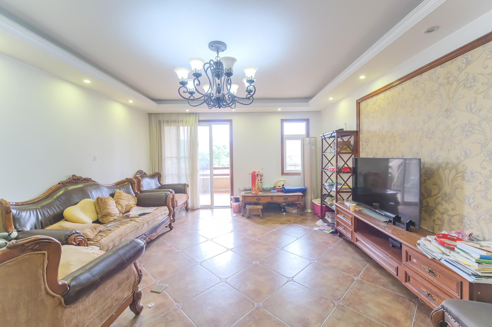 郡原居里 3室2厅2卫 105.0万 郡原居里 3室2厅2卫 105.0万客厅