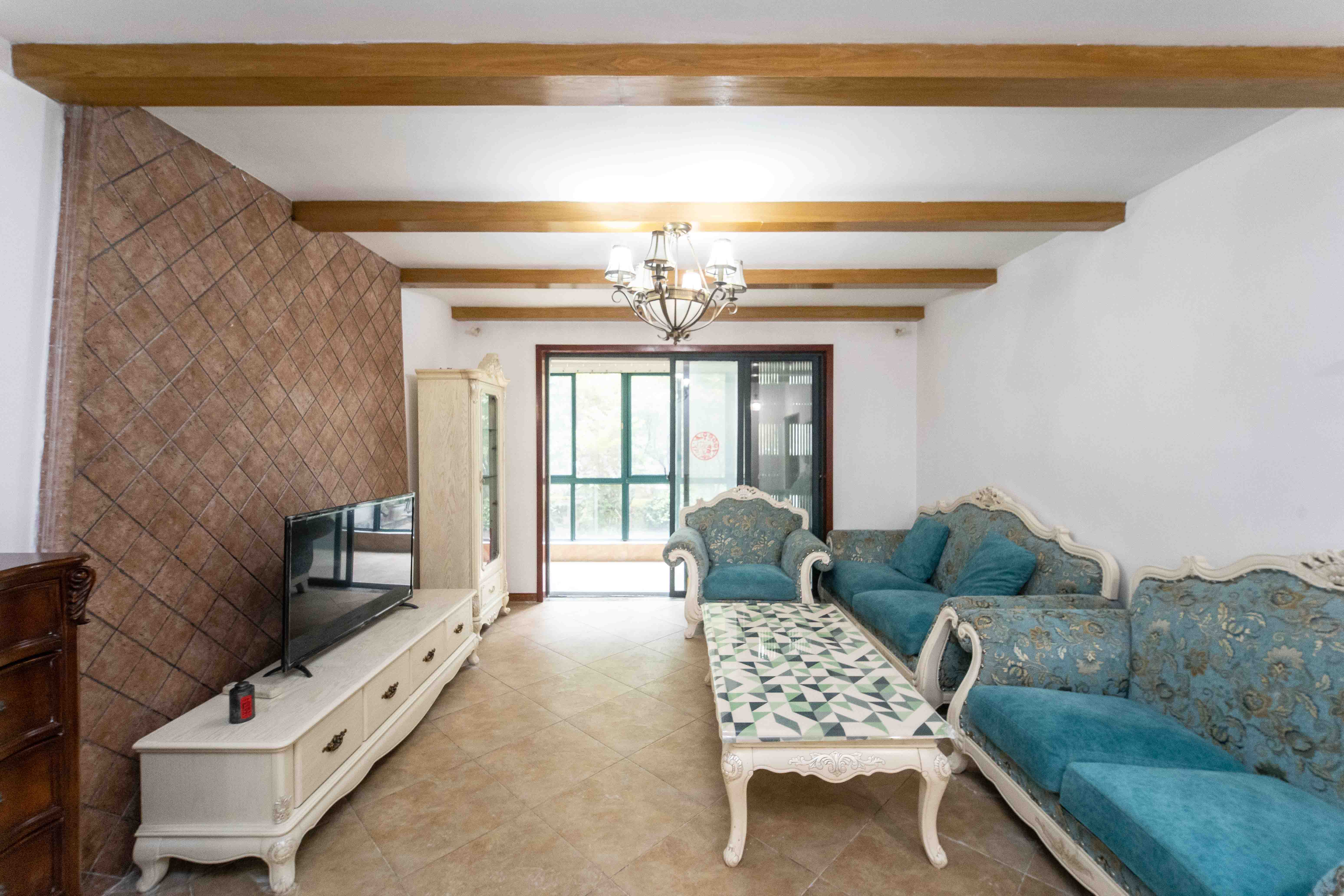 星城世家 3室2厅2卫 155.0万 星城世家 3室2厅2卫 155.0万客厅