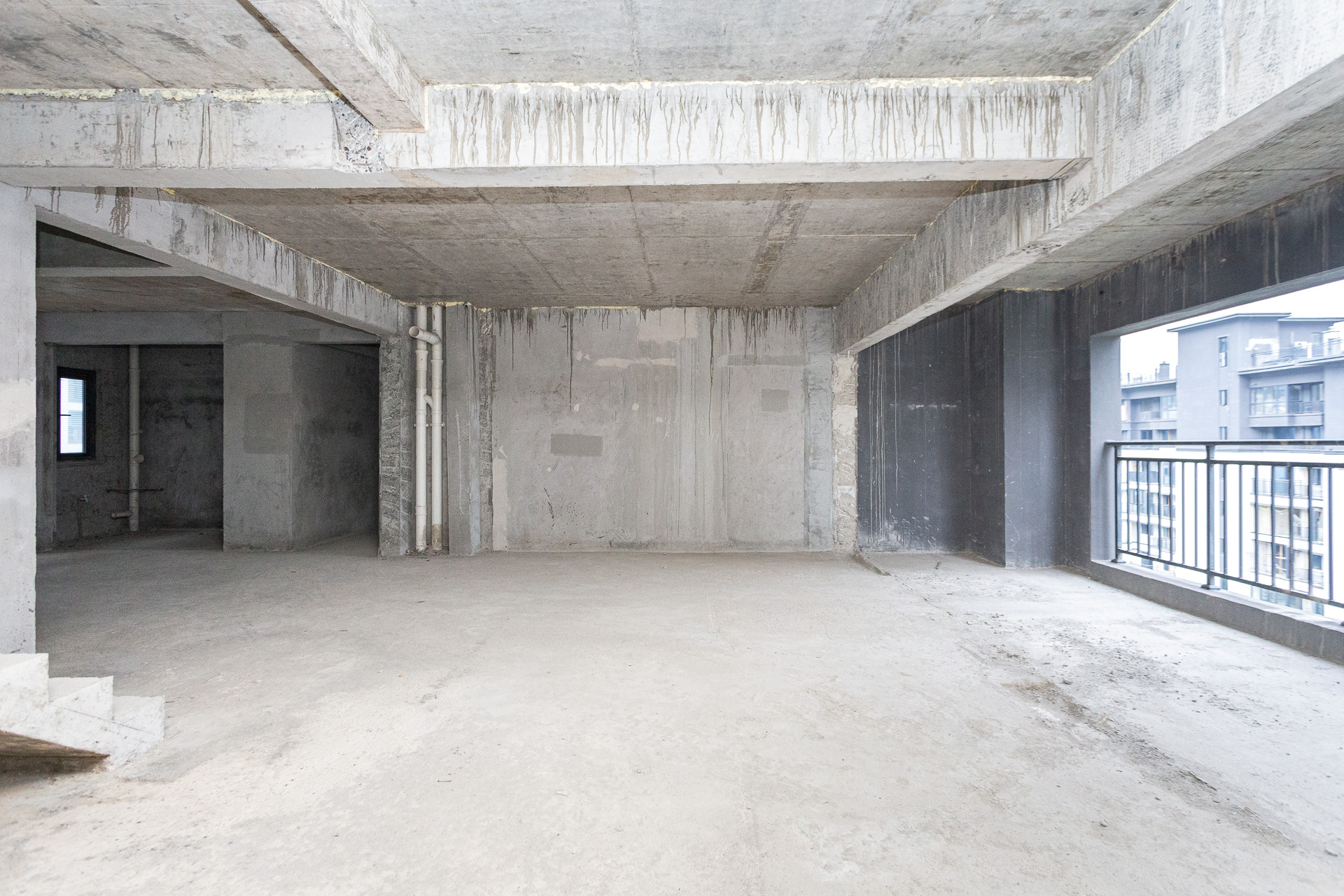 越秀湘江星汇城一期 4室2厅2卫 210.5万 越秀湘江星汇城一期 4室2厅2卫 210.5万客厅