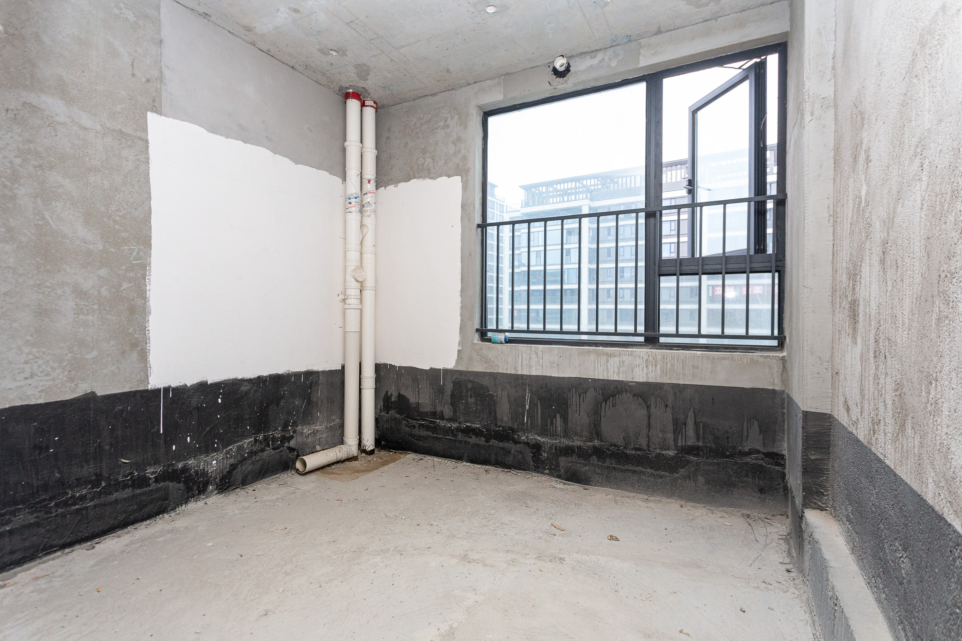 越秀湘江星汇城一期 4室2厅3卫 260.0万 越秀湘江星汇城一期 4室2厅3卫 260.0万卫生间