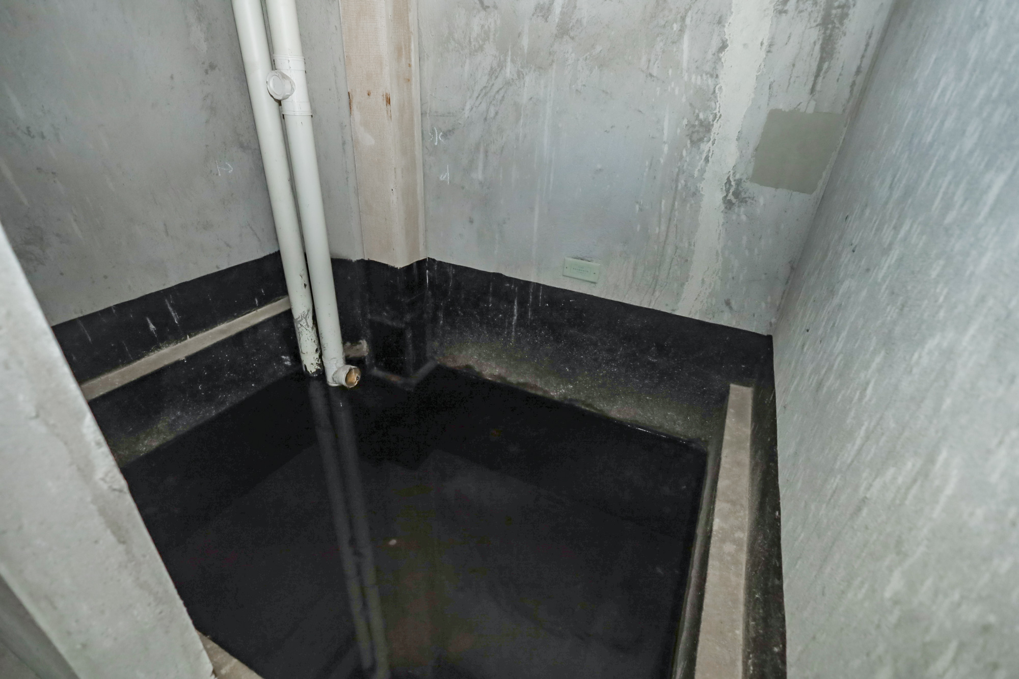 绿地湖湘中心  4室2厅3卫   378.00万卫生间