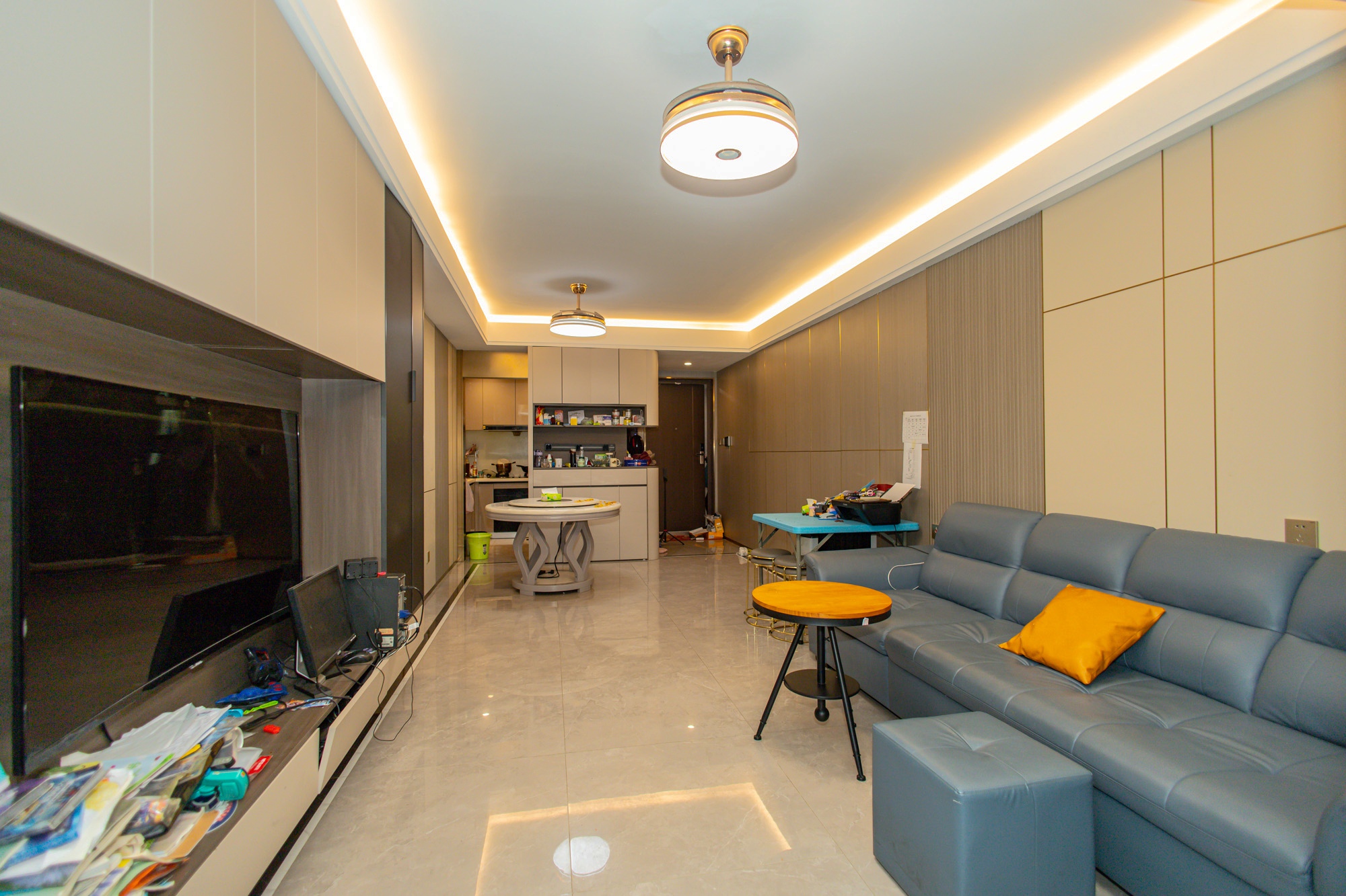 东原麓印长江B区  3室2厅2卫    125.0万 东原麓印长江B区  3室2厅2卫    125.0万客厅