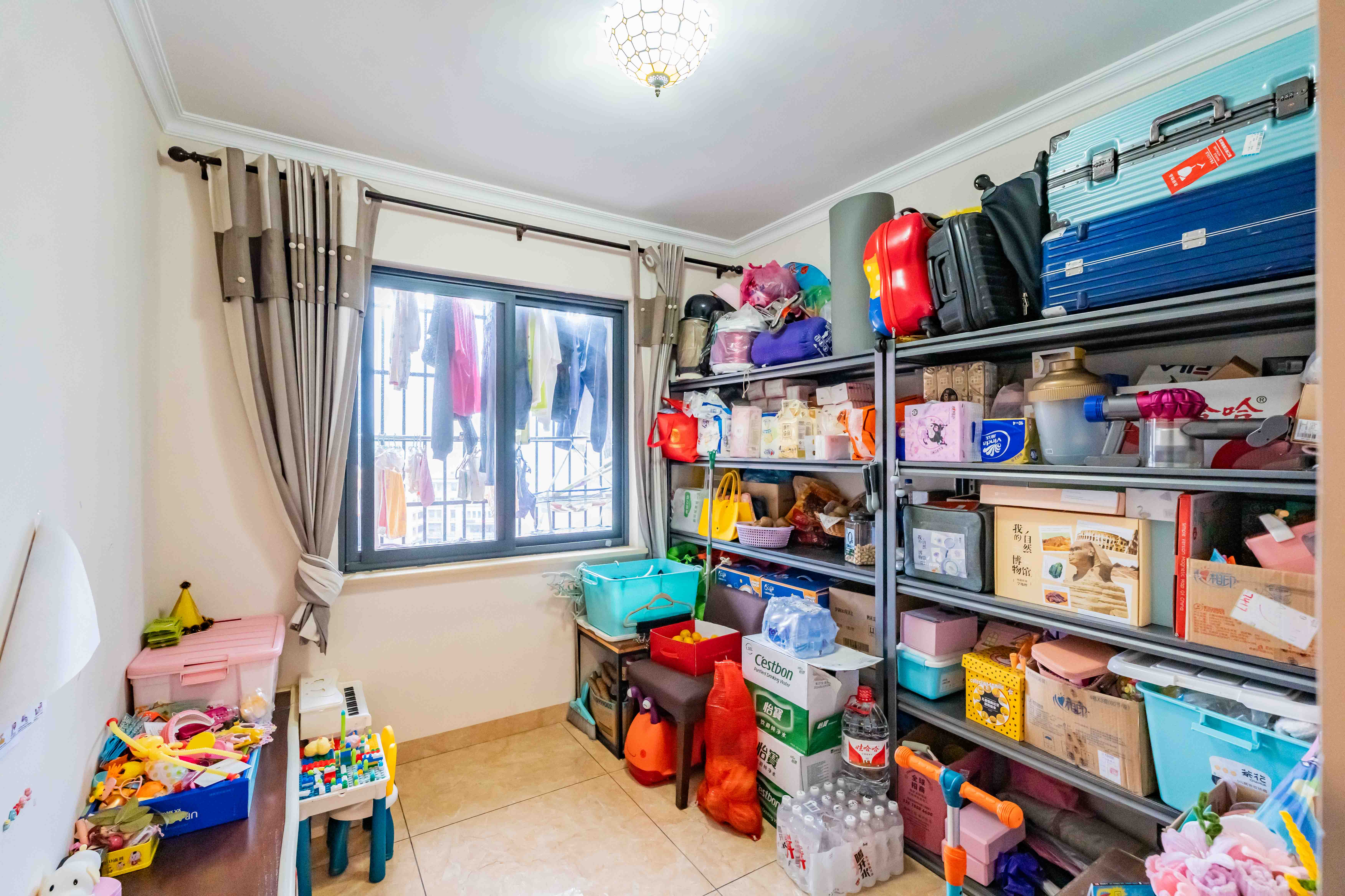 悦湖山  5室2厅2卫    100.0万 悦湖山  5室2厅2卫    100.0万卧室