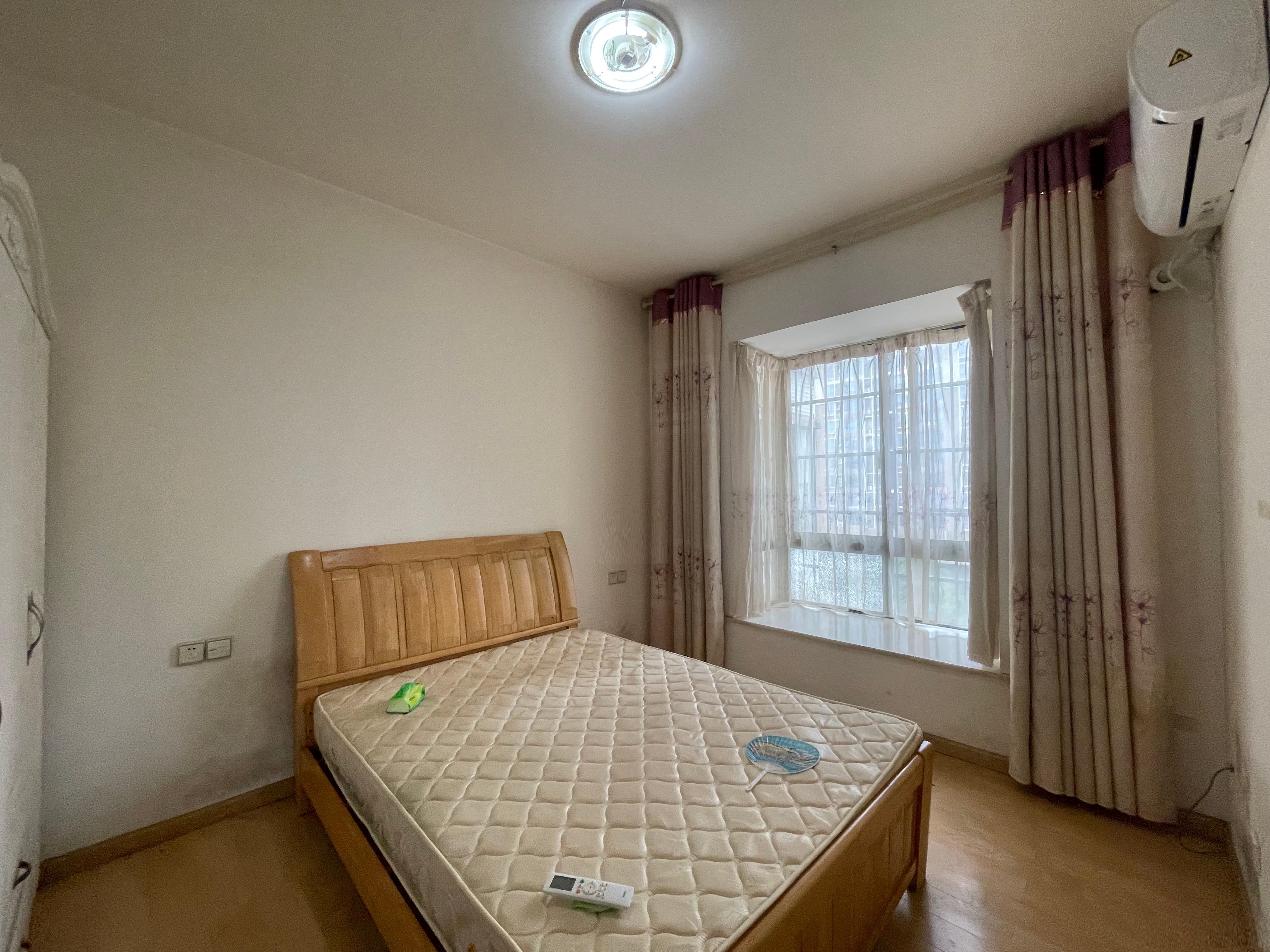 新城首座  3室2厅2卫    60.0万 新城首座  3室2厅2卫    60.0万室内图