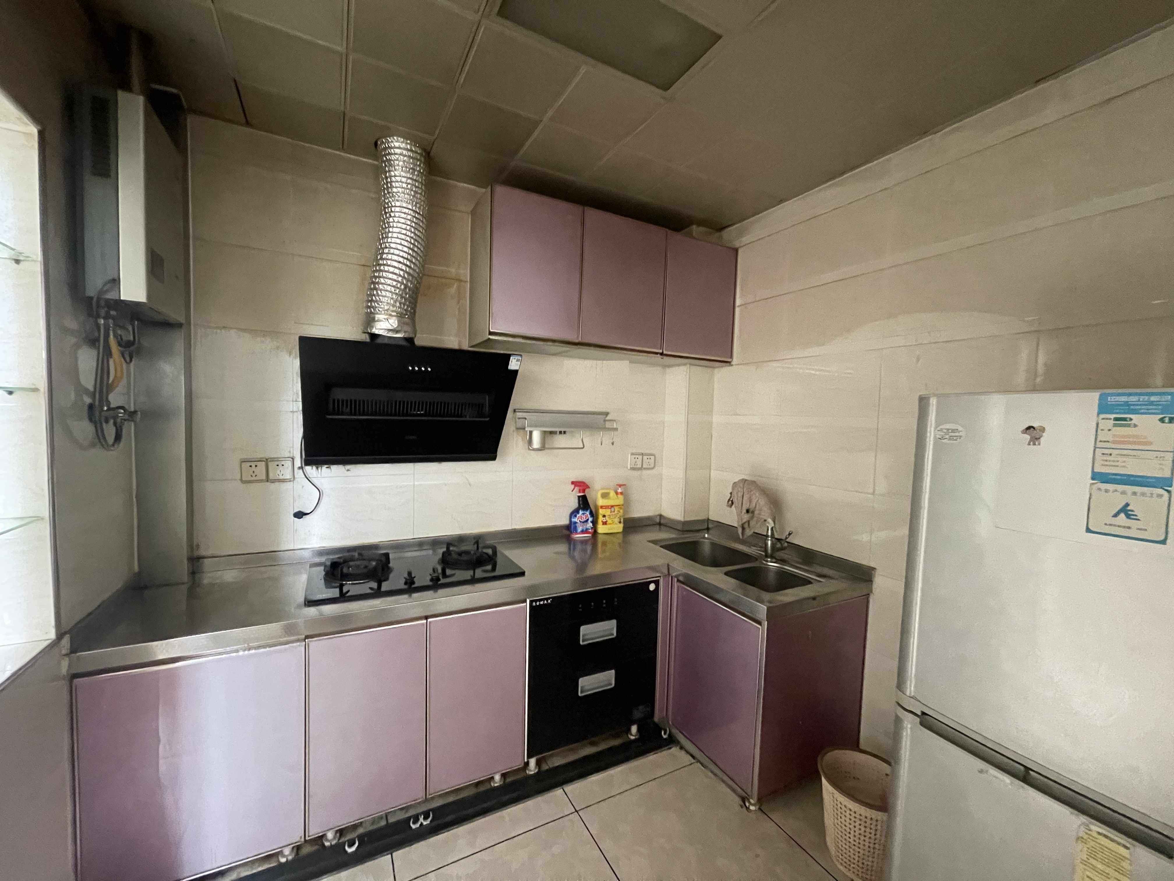 新城首座  3室2厅2卫    60.0万 新城首座  3室2厅2卫    60.0万室内图