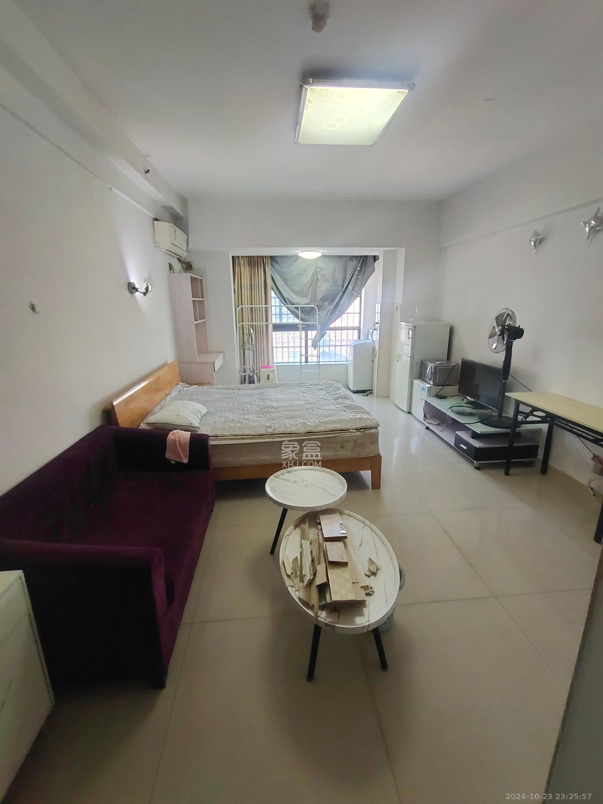 西子花苑  1室1厅1卫    1200.0元/月室内图