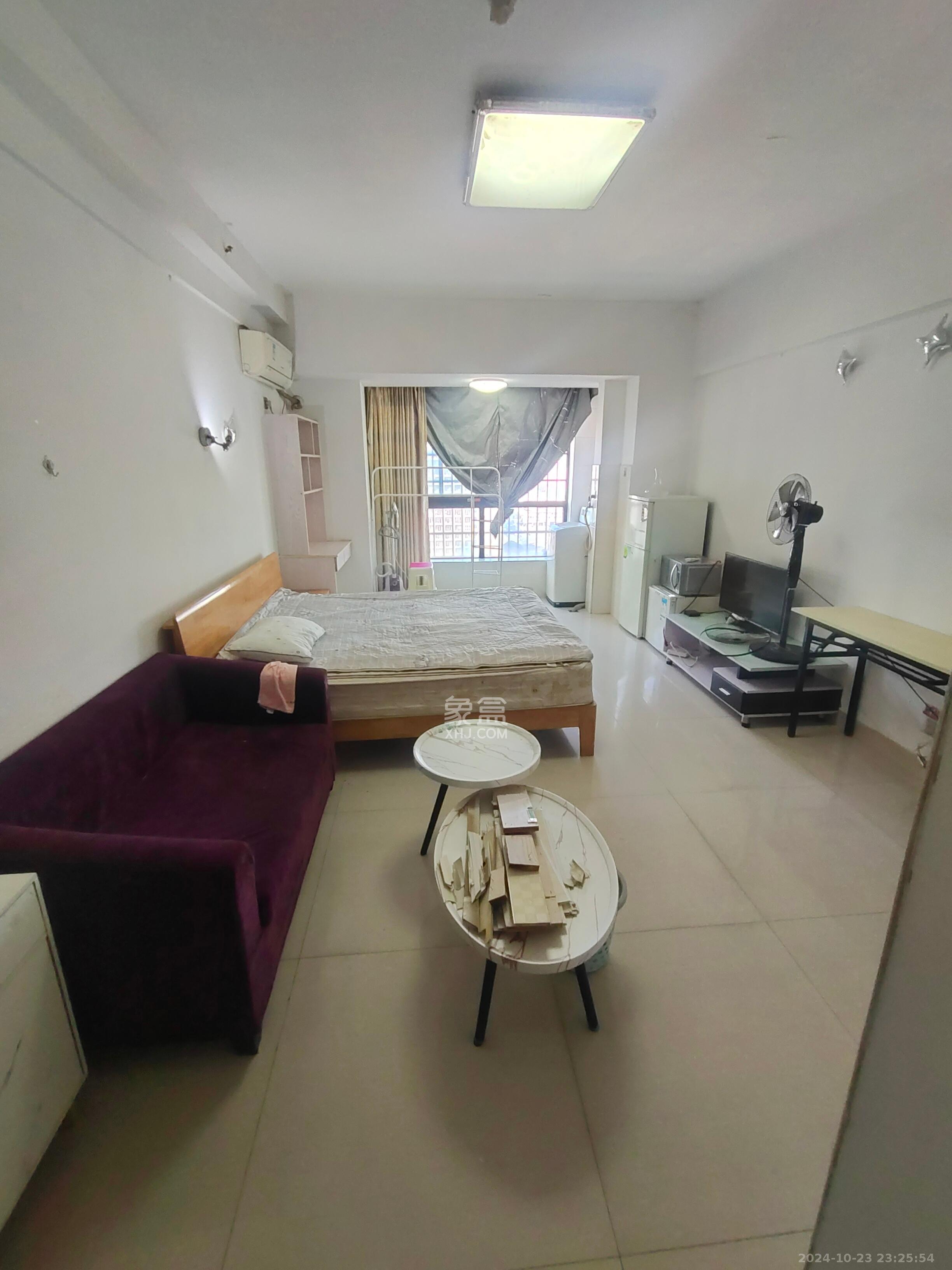 西子花苑  1室1厅1卫    1200.0元/月室内图