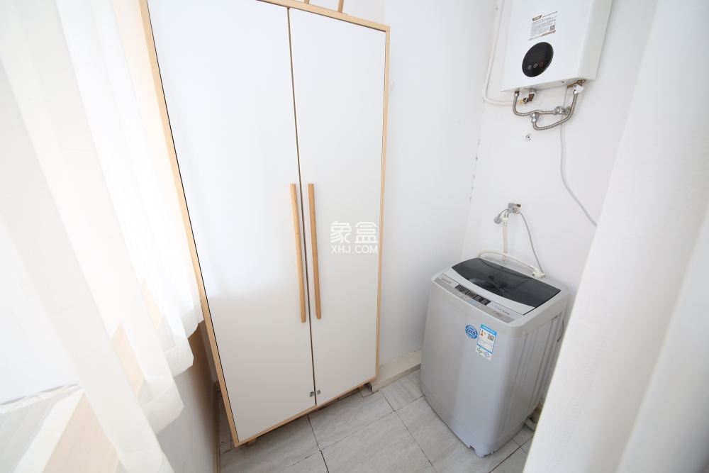 汀蘭雅苑  1室1廳1衛(wèi)   47.00萬
