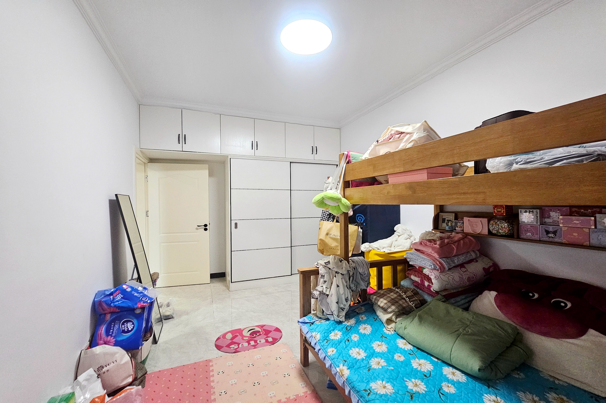 星城映象  2室2厅1卫   82.00万卧室