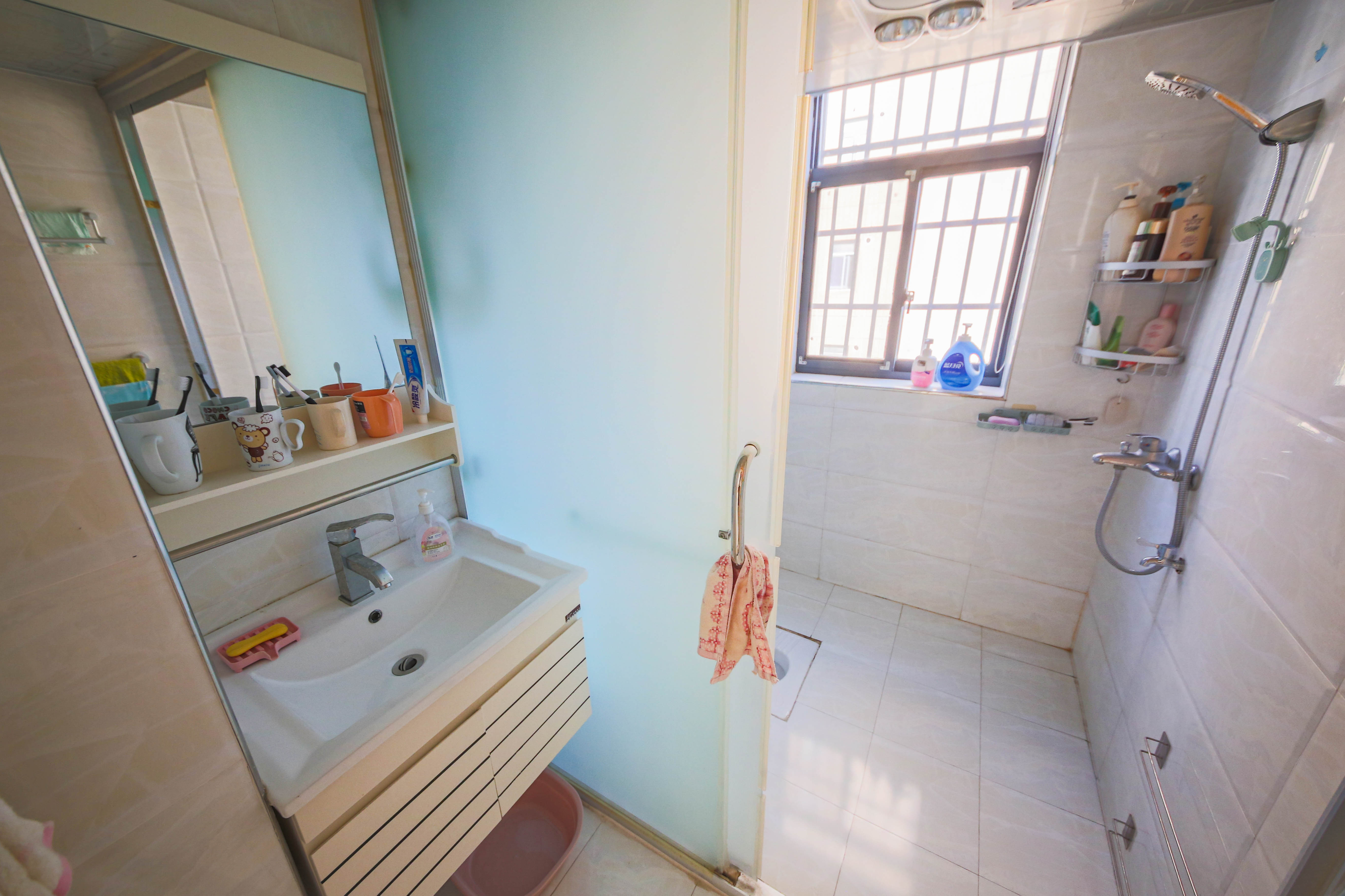 融源及第 2室2厅1卫 72.0万 融源及第 2室2厅1卫 72.0万卫生间