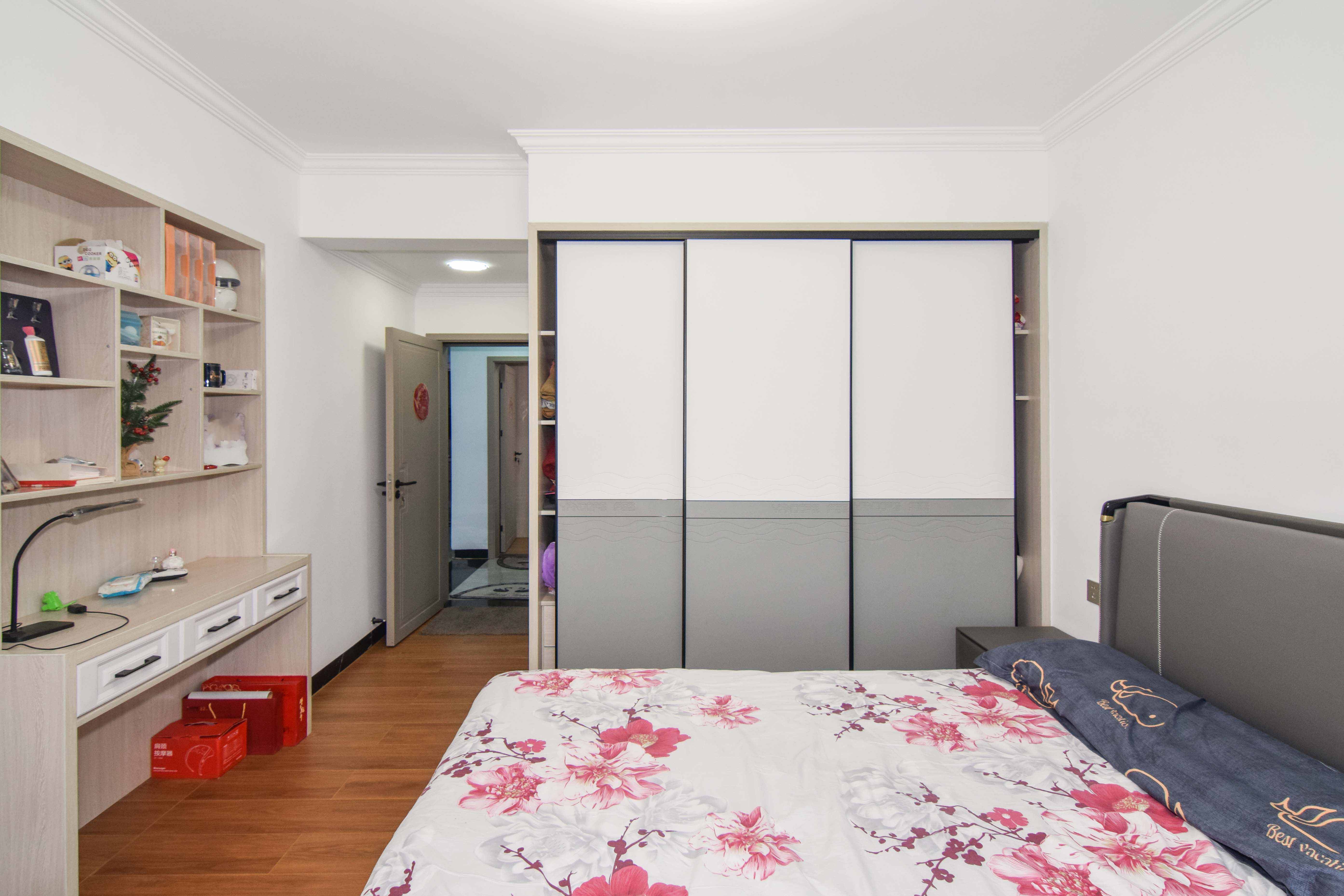 润和山水郡 3室2厅2卫 96.0万 润和山水郡 3室2厅2卫 96.0万卧室