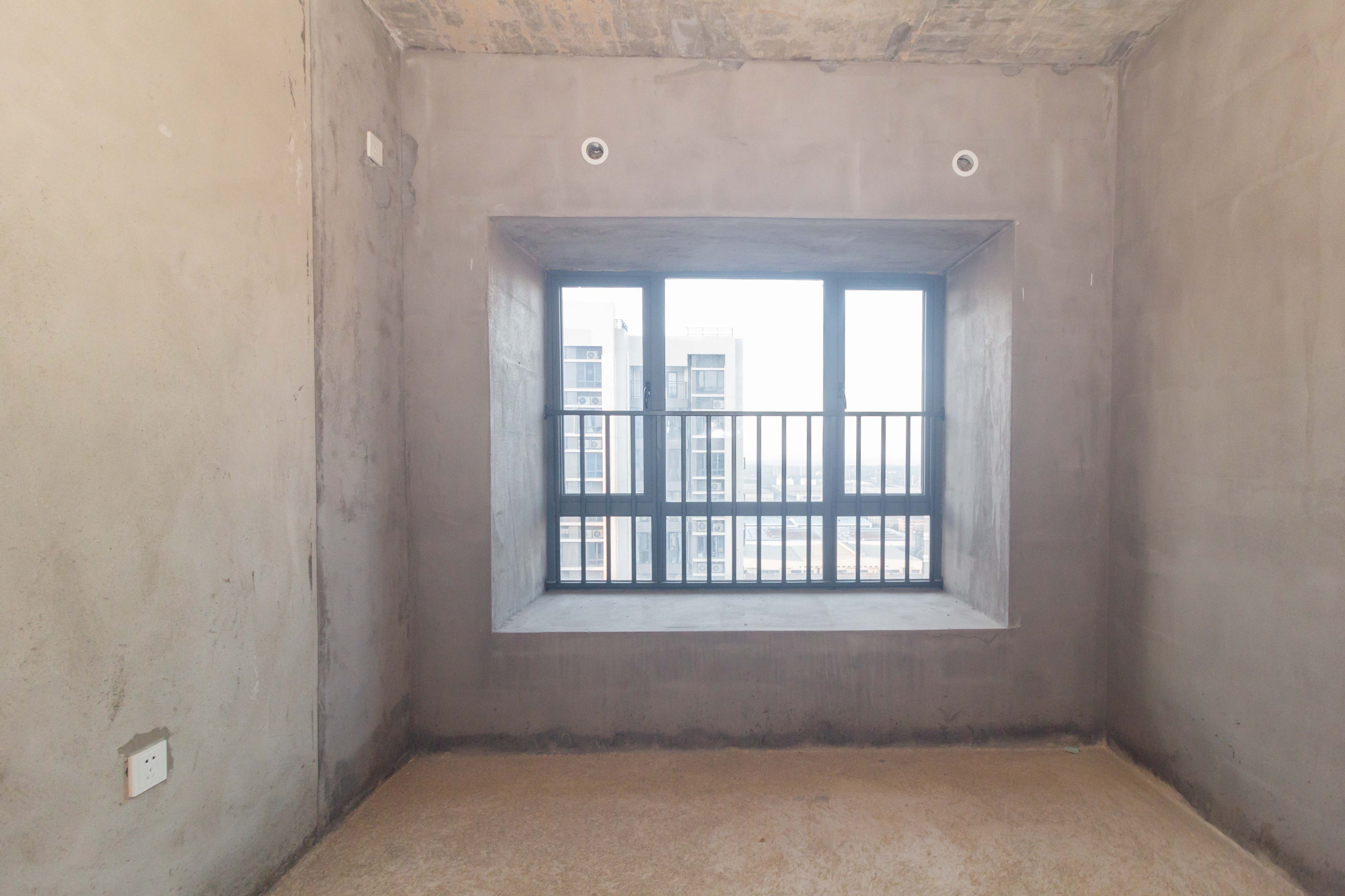 敏捷珑玥府 4室2厅2卫 84.0万 敏捷珑玥府 4室2厅2卫 84.0万卧室