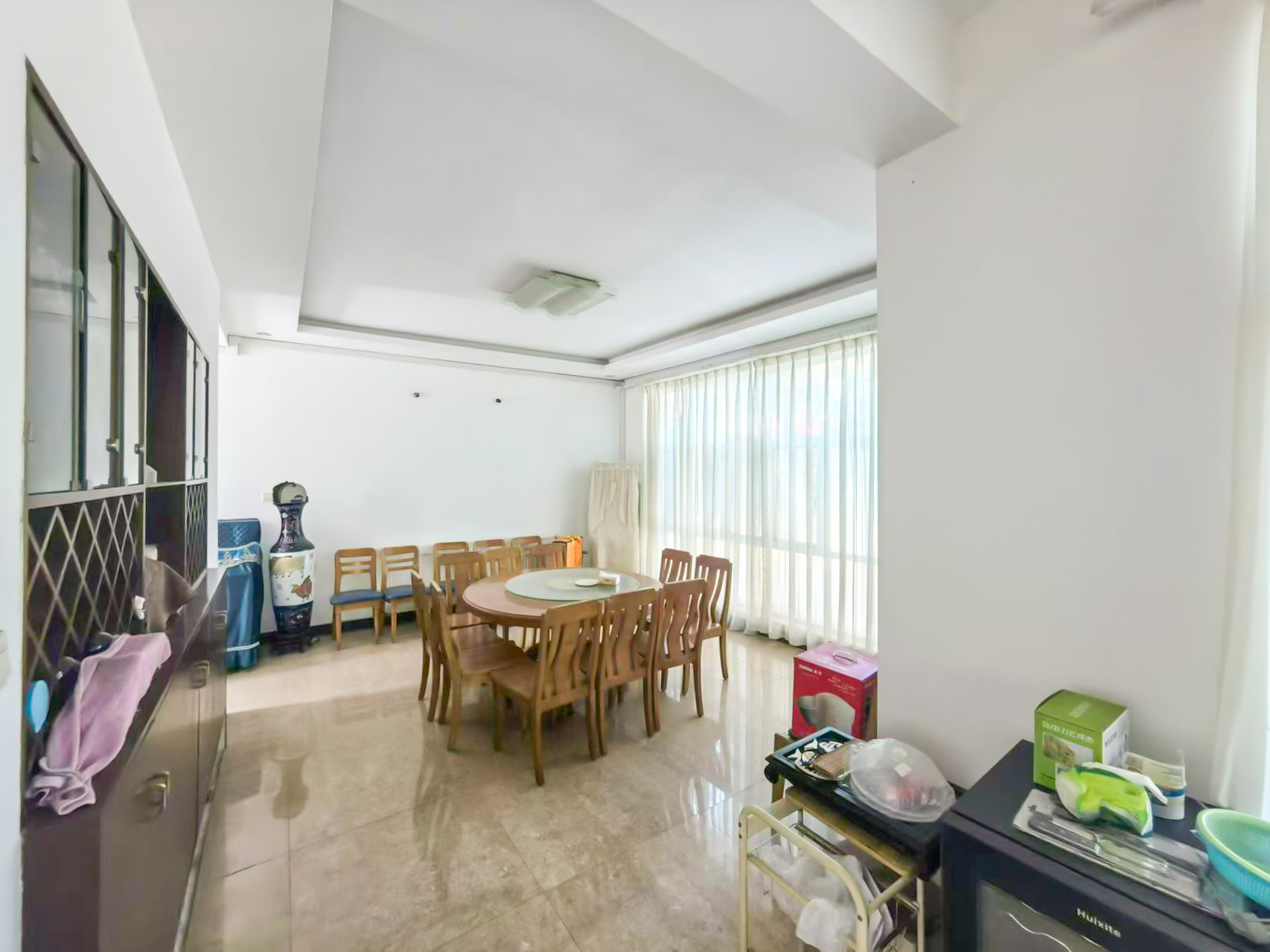 大鹏湾(黄花机场后勤基地) 6室3厅3卫 274.0万 大鹏湾(黄花机场后勤基地) 6室3厅3卫 274.0万客厅