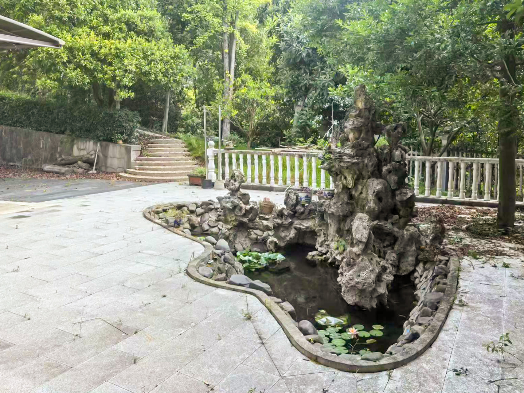 大鹏湾(黄花机场后勤基地) 6室3厅3卫 274.0万 大鹏湾(黄花机场后勤基地) 6室3厅3卫 274.0万其他