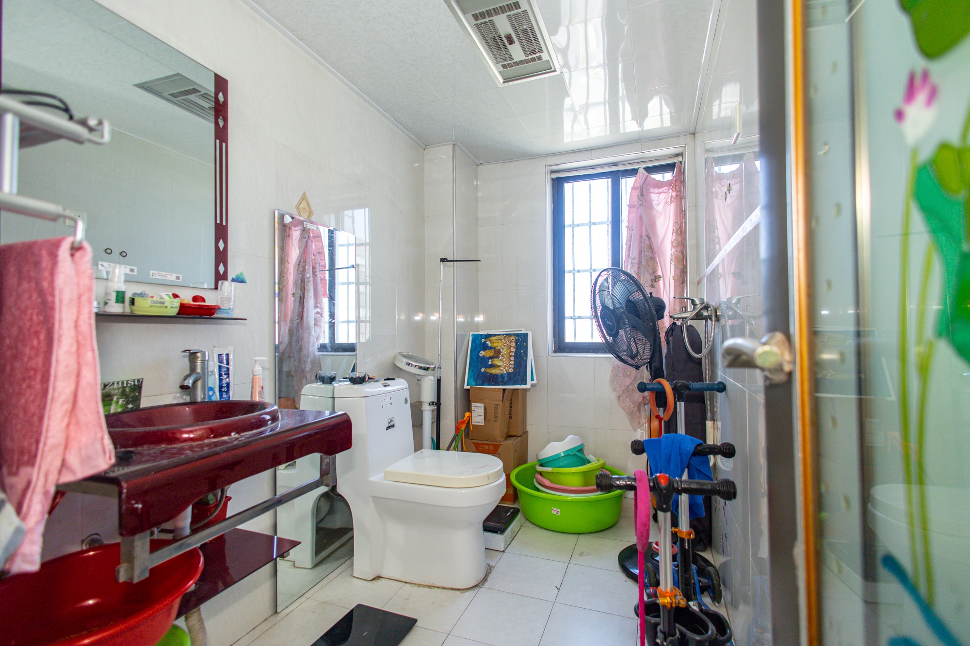 尚都花园城 3室2厅1卫 59.8万 尚都花园城 3室2厅1卫 59.8万卫生间