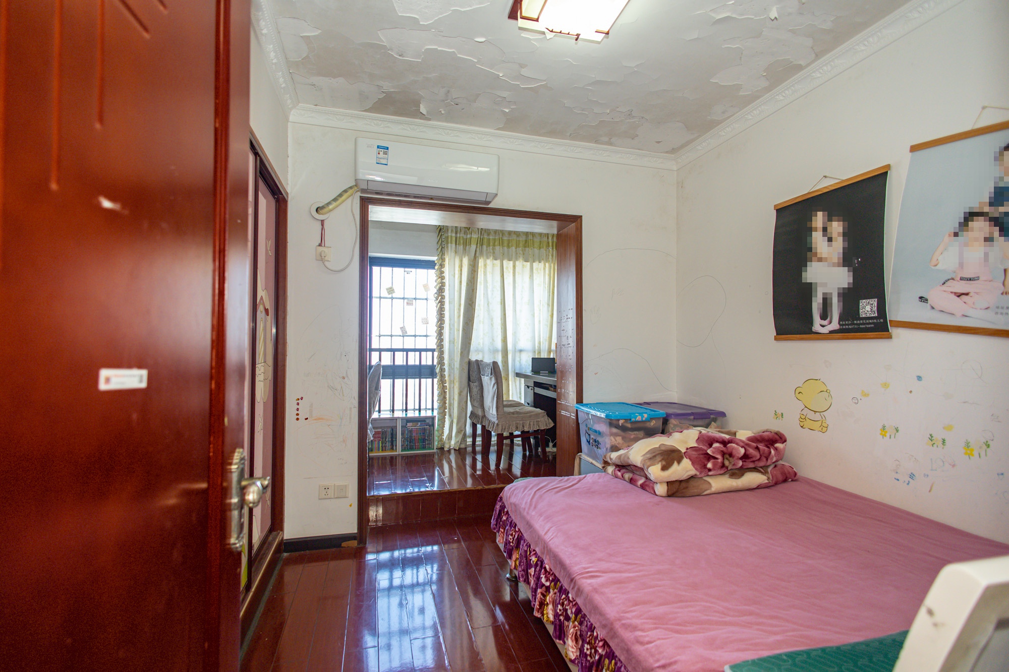 尚都花园城 3室2厅1卫 59.8万 尚都花园城 3室2厅1卫 59.8万卧室