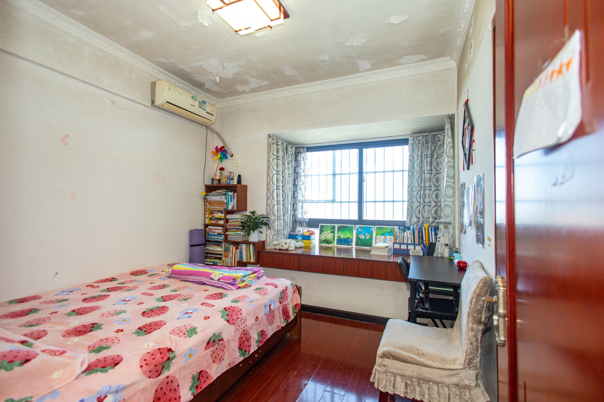 尚都花园城 3室2厅1卫 59.8万 尚都花园城 3室2厅1卫 59.8万卧室