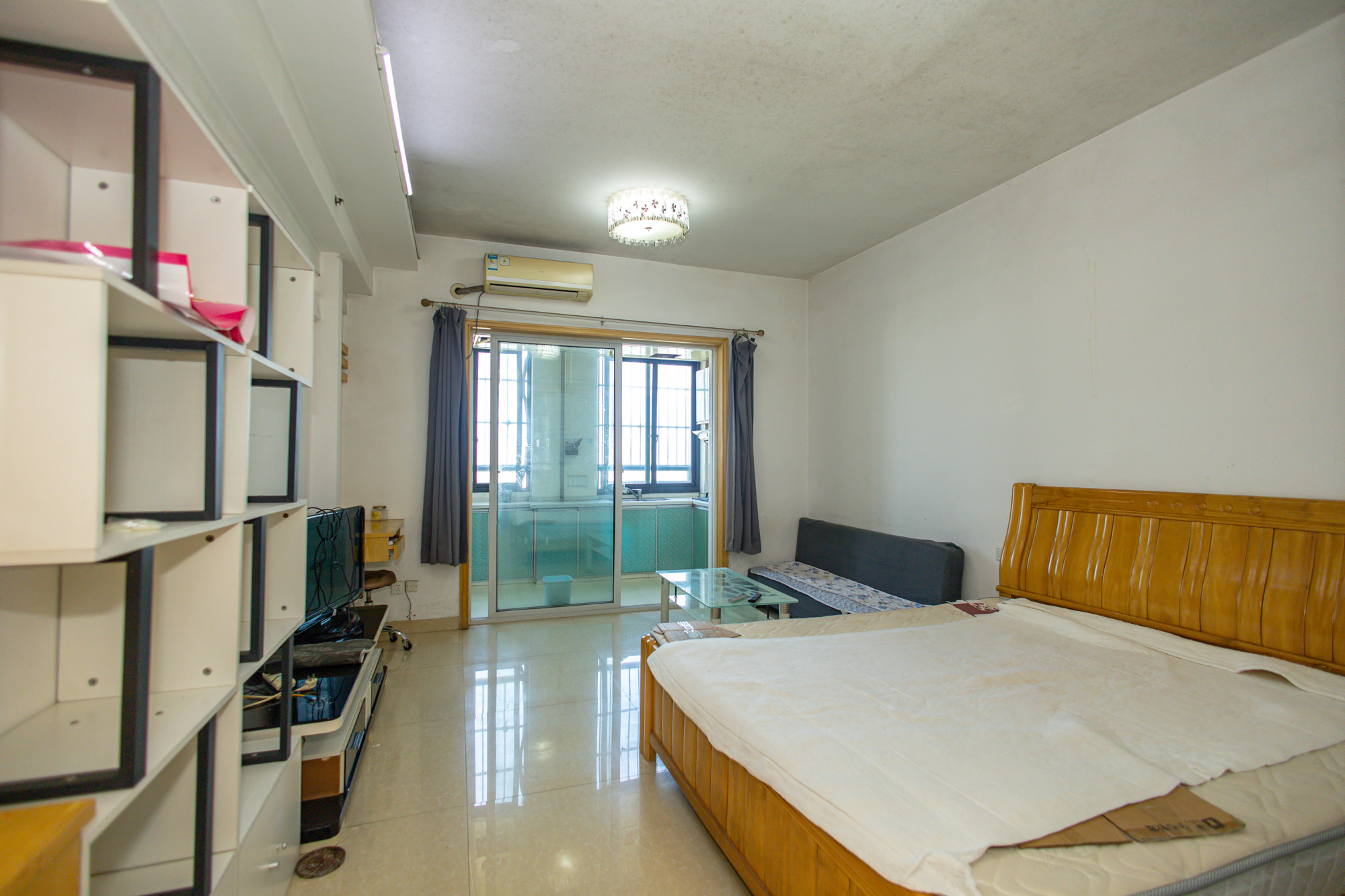 尚都花园城 1室1厅1卫 18.0万 尚都花园城 1室1厅1卫 18.0万客厅