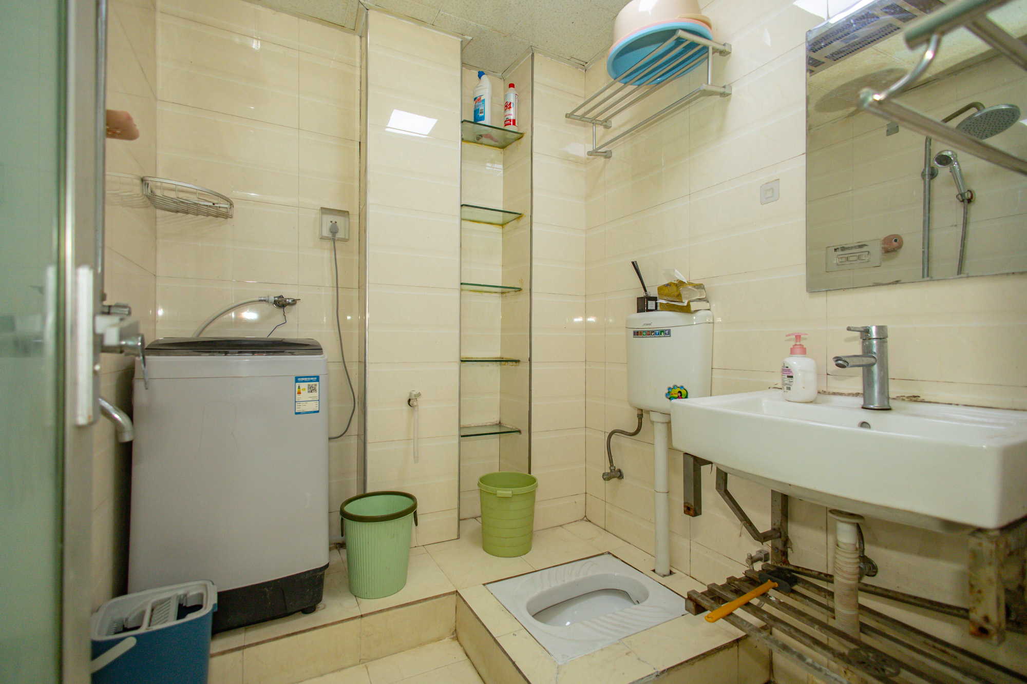 尚都花园城 1室1厅1卫 18.0万 尚都花园城 1室1厅1卫 18.0万卫生间