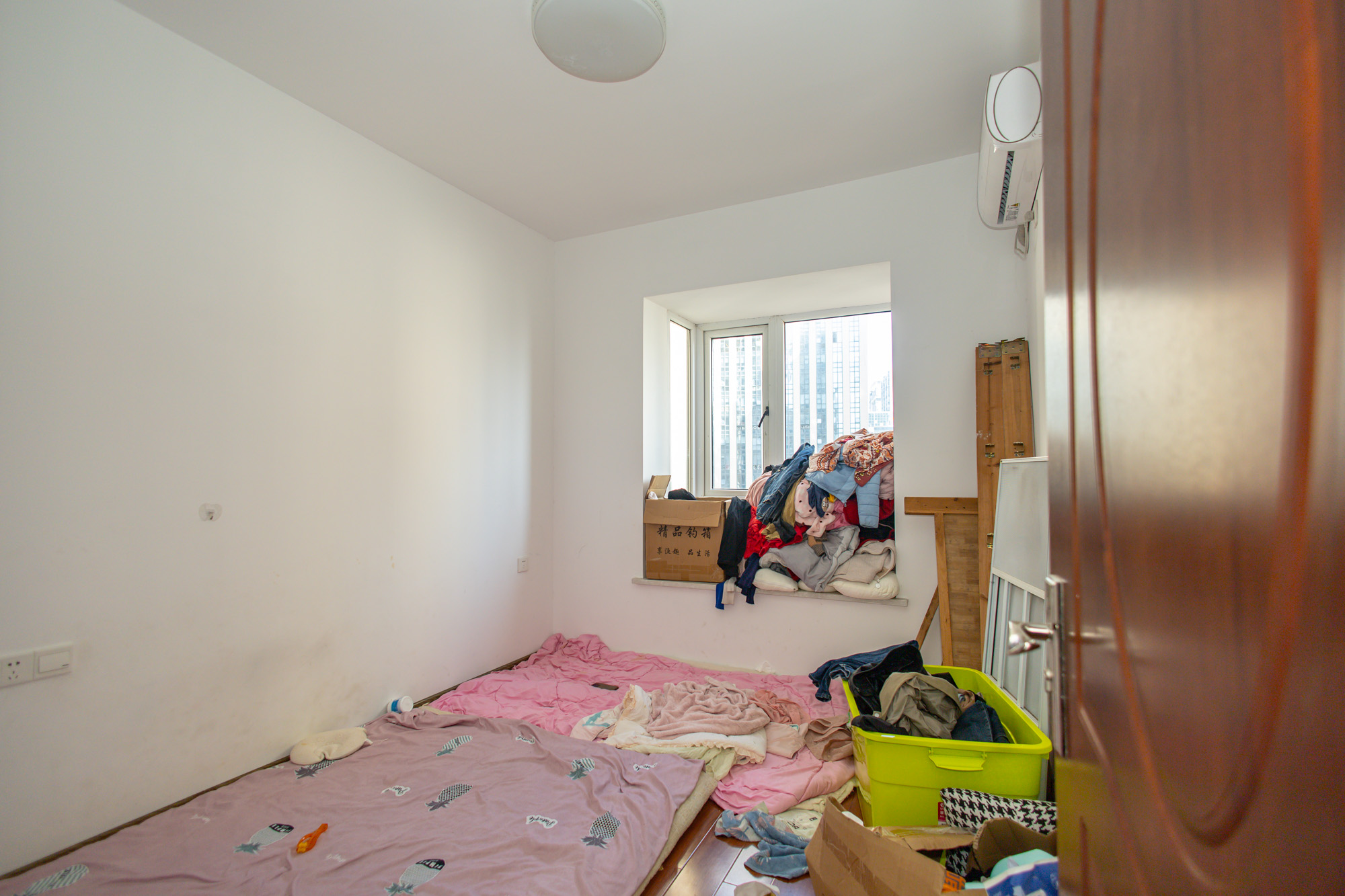 金科时代中心 3室2厅2卫 65.0万 金科时代中心 3室2厅2卫 65.0万卧室