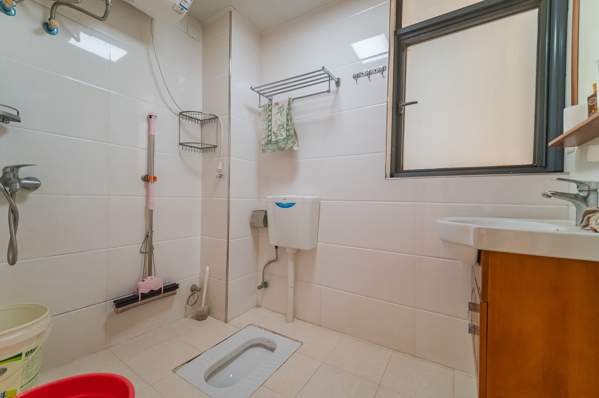 幸福里润城(幸福里二期)  4室2厅2卫    83.8万 幸福里润城(幸福里二期)  4室2厅2卫    83.8万卫生间