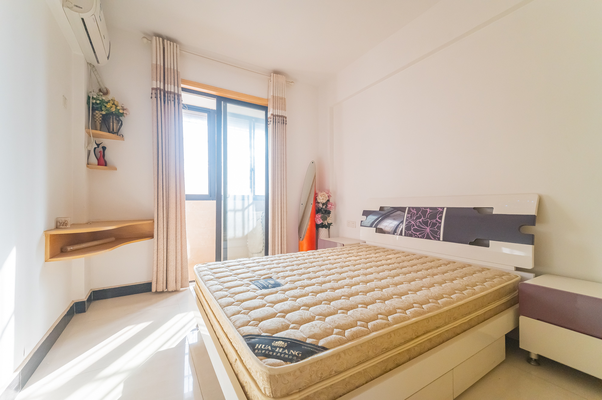 幸福里润城(幸福里二期)  4室2厅2卫    83.8万 幸福里润城(幸福里二期)  4室2厅2卫    83.8万卧室