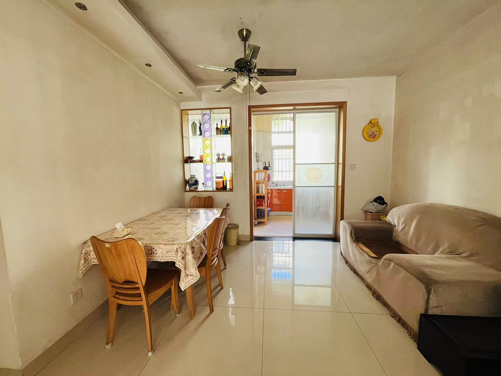 珠江丽园 4室2厅2卫 52.0万 珠江丽园 4室2厅2卫 52.0万室内图