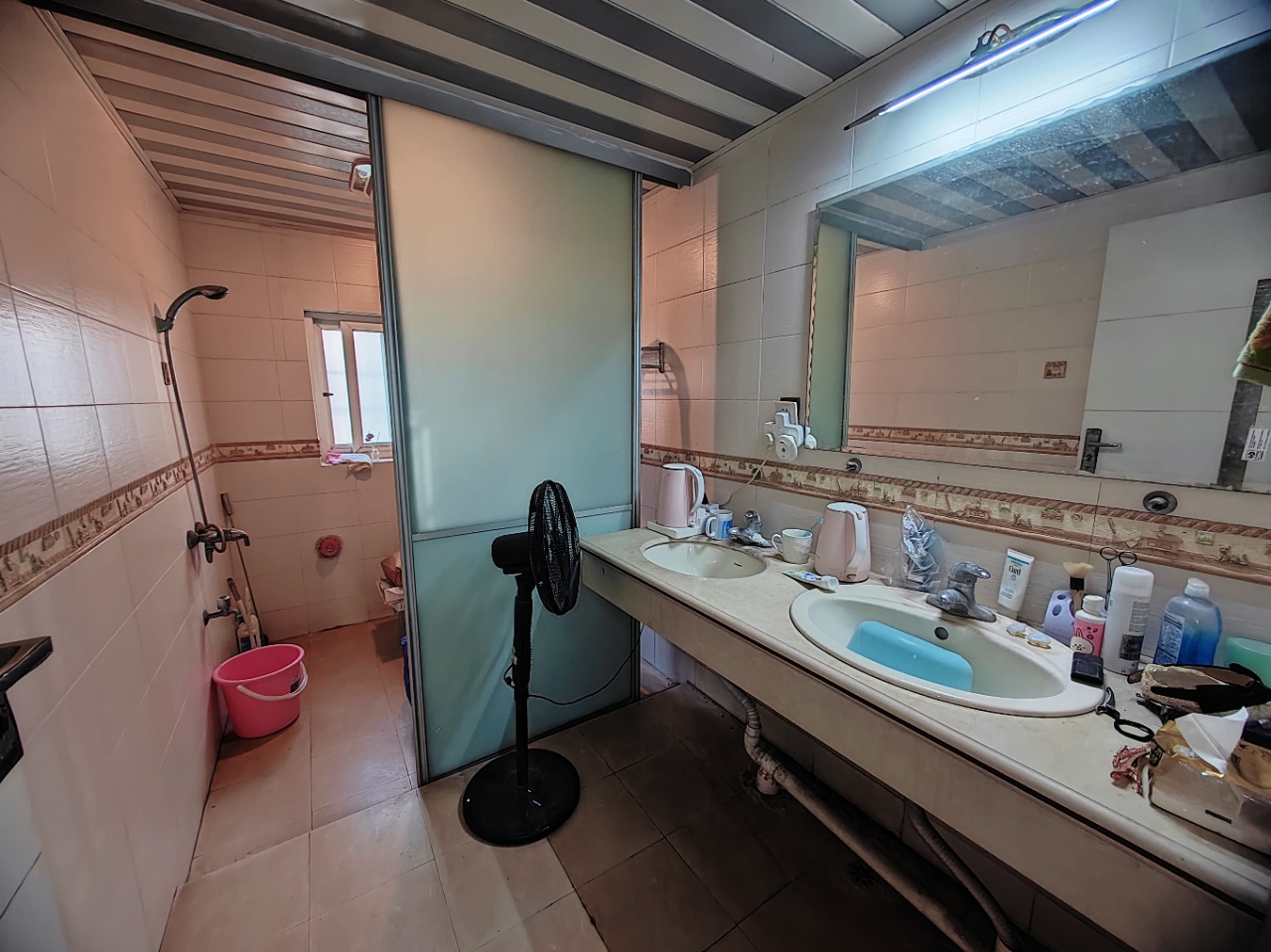 五一新村 4室2厅2卫 85.0万 五一新村 4室2厅2卫 85.0万室内图