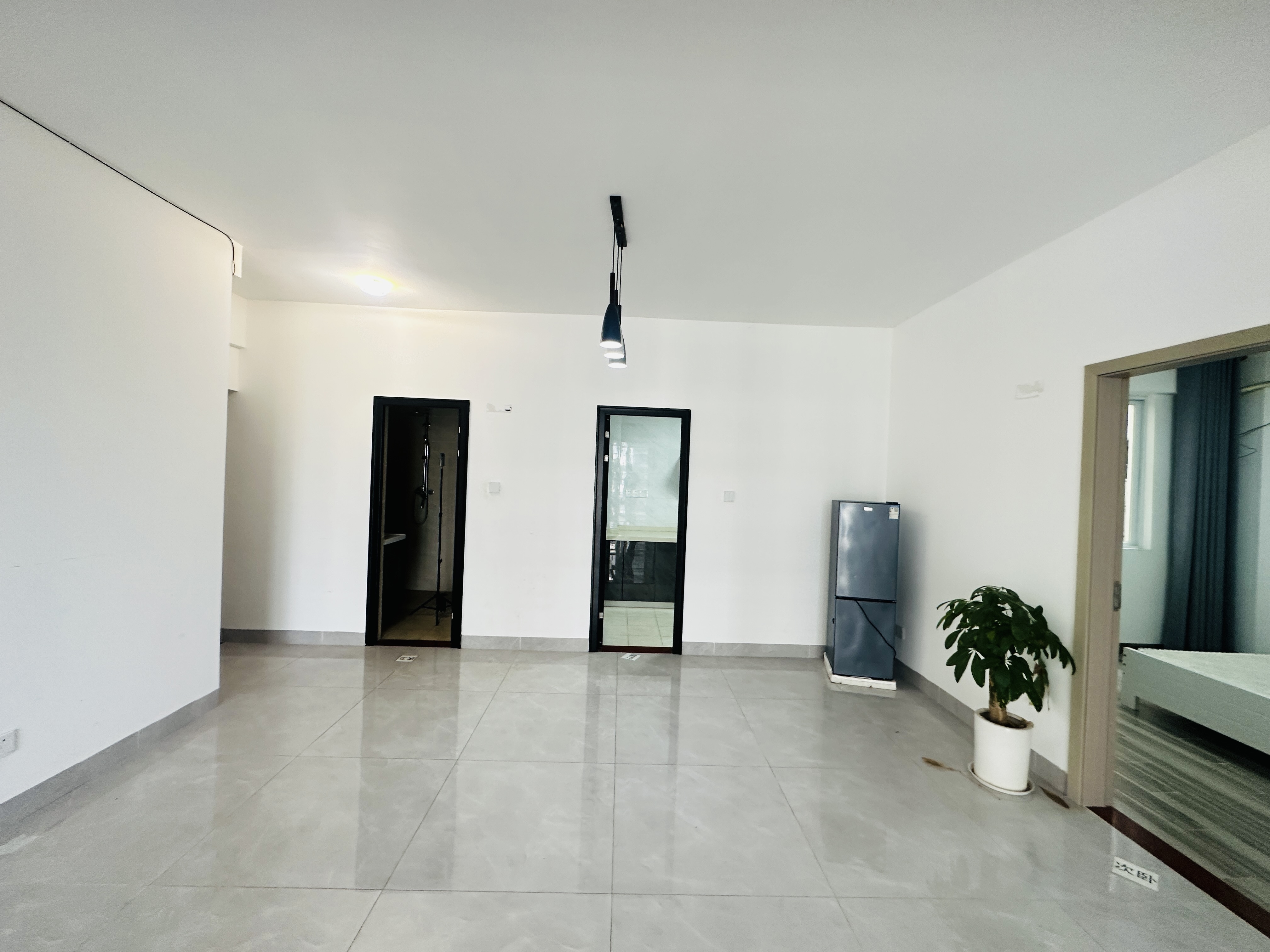 电力明园 3室2厅2卫 143.0万 电力明园 3室2厅2卫 143.0万客厅