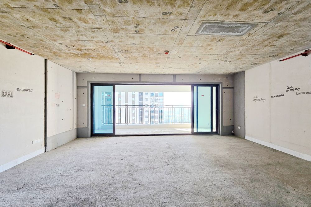 阳光城尚东湾嘉林苑  4室2厅2卫    117.8万