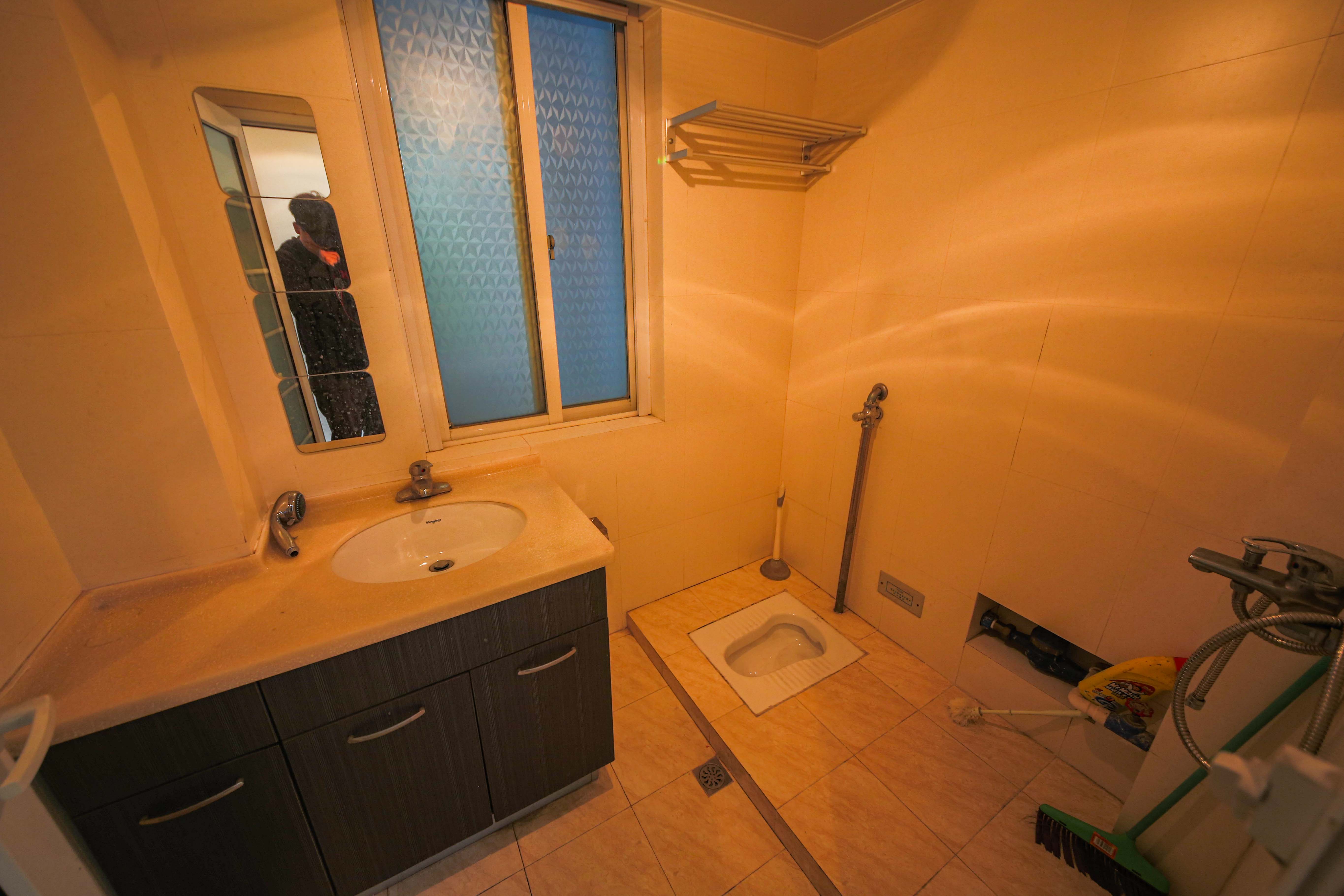 柠檬丽都 4室2厅1卫 120.0万 柠檬丽都 4室2厅1卫 120.0万卫生间