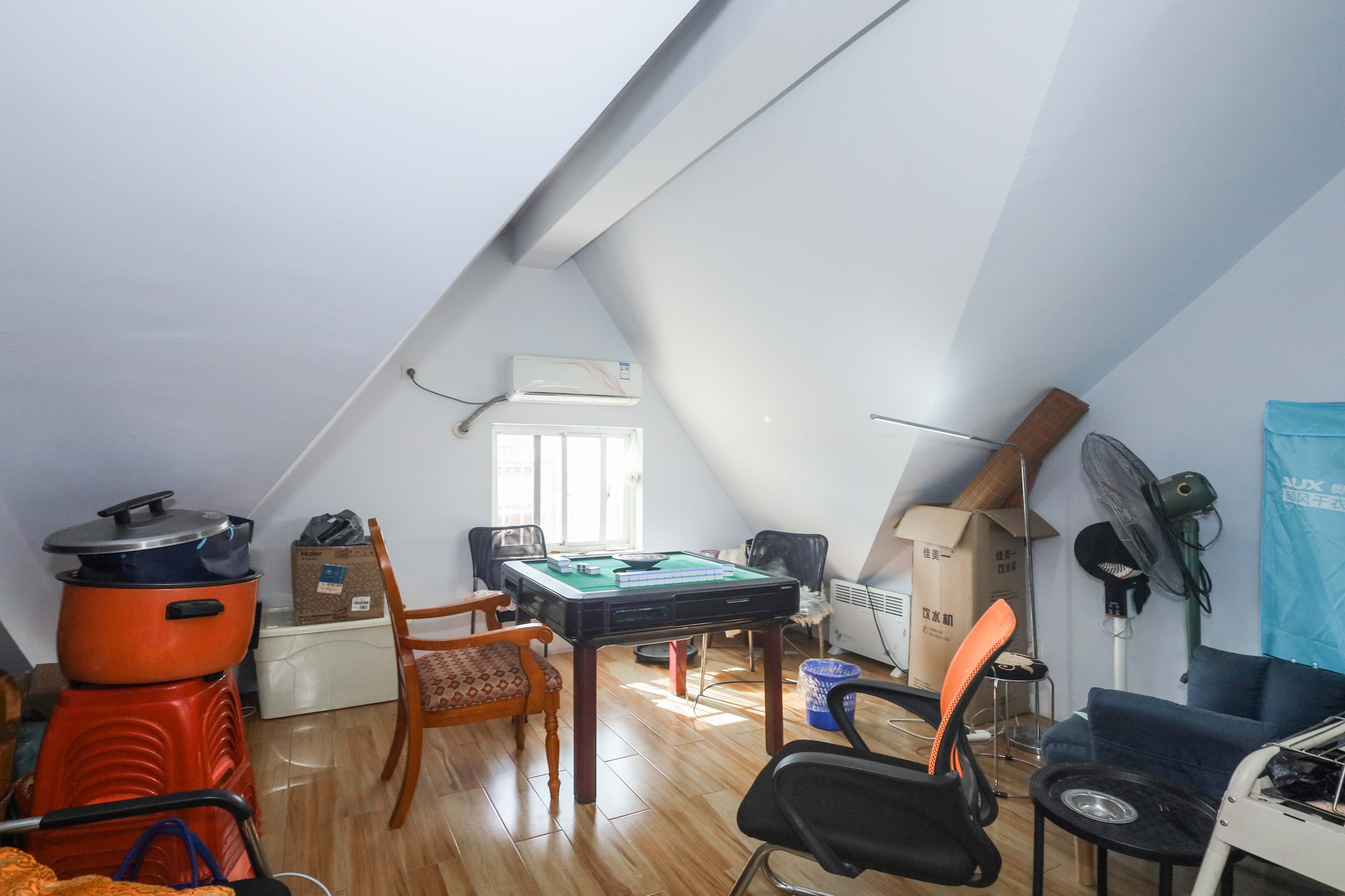 山水英伦  5室2厅5卫    300.0万 山水英伦  5室2厅5卫    300.0万其他