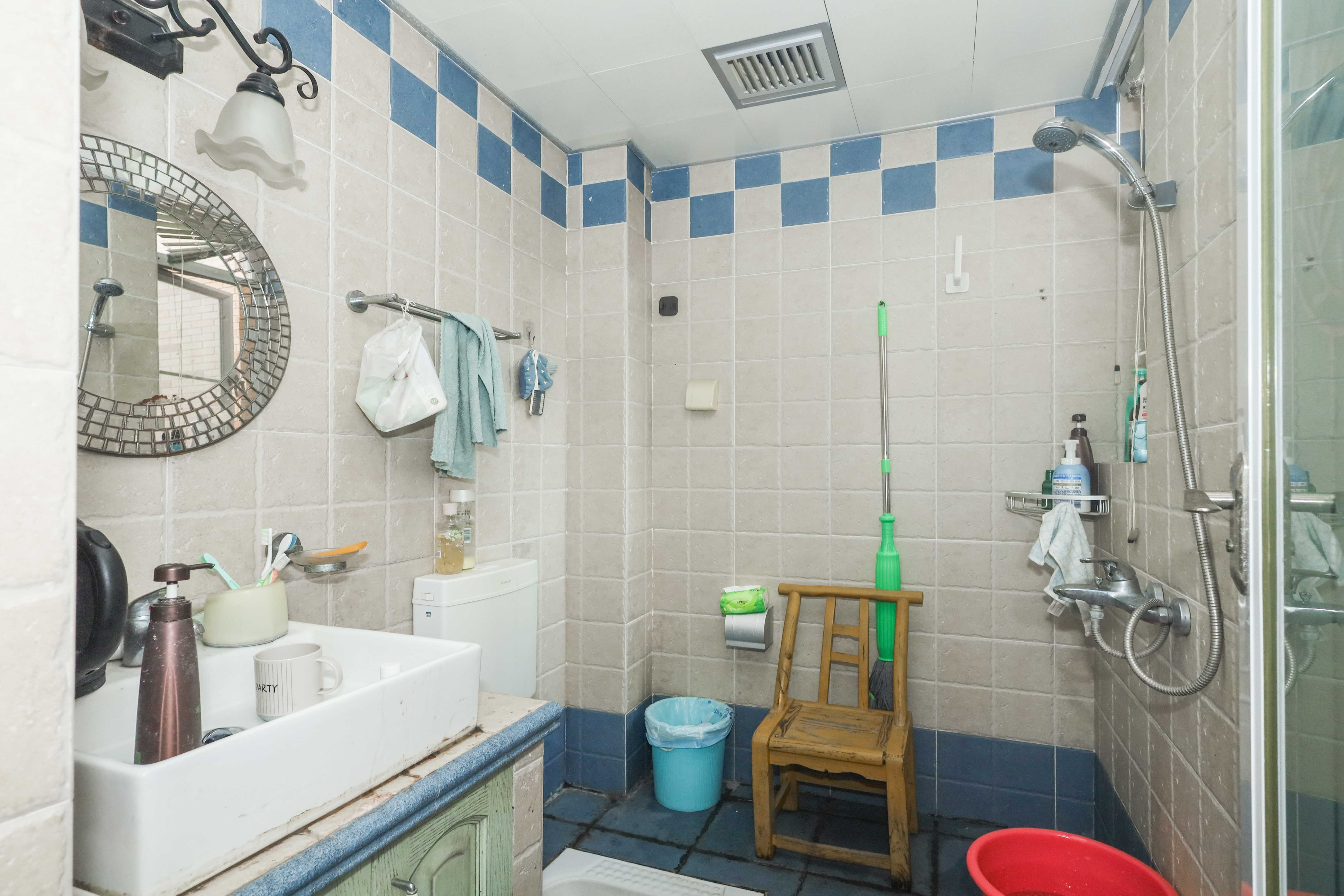 山水英伦  5室2厅5卫    300.0万 山水英伦  5室2厅5卫    300.0万其他