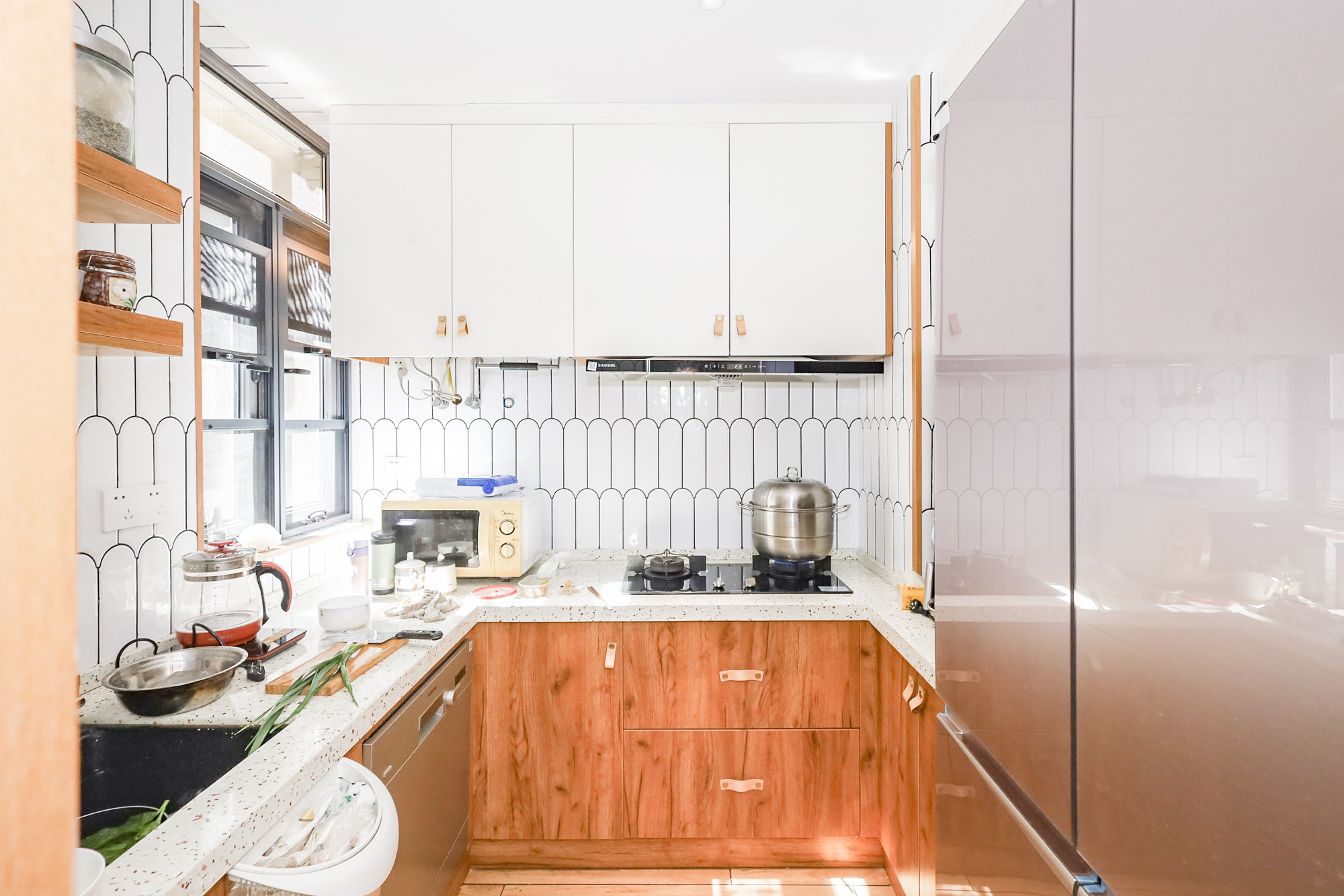 八方小区B区 3室2厅2卫 380.0万 八方小区B区 3室2厅2卫 380.0万厨房