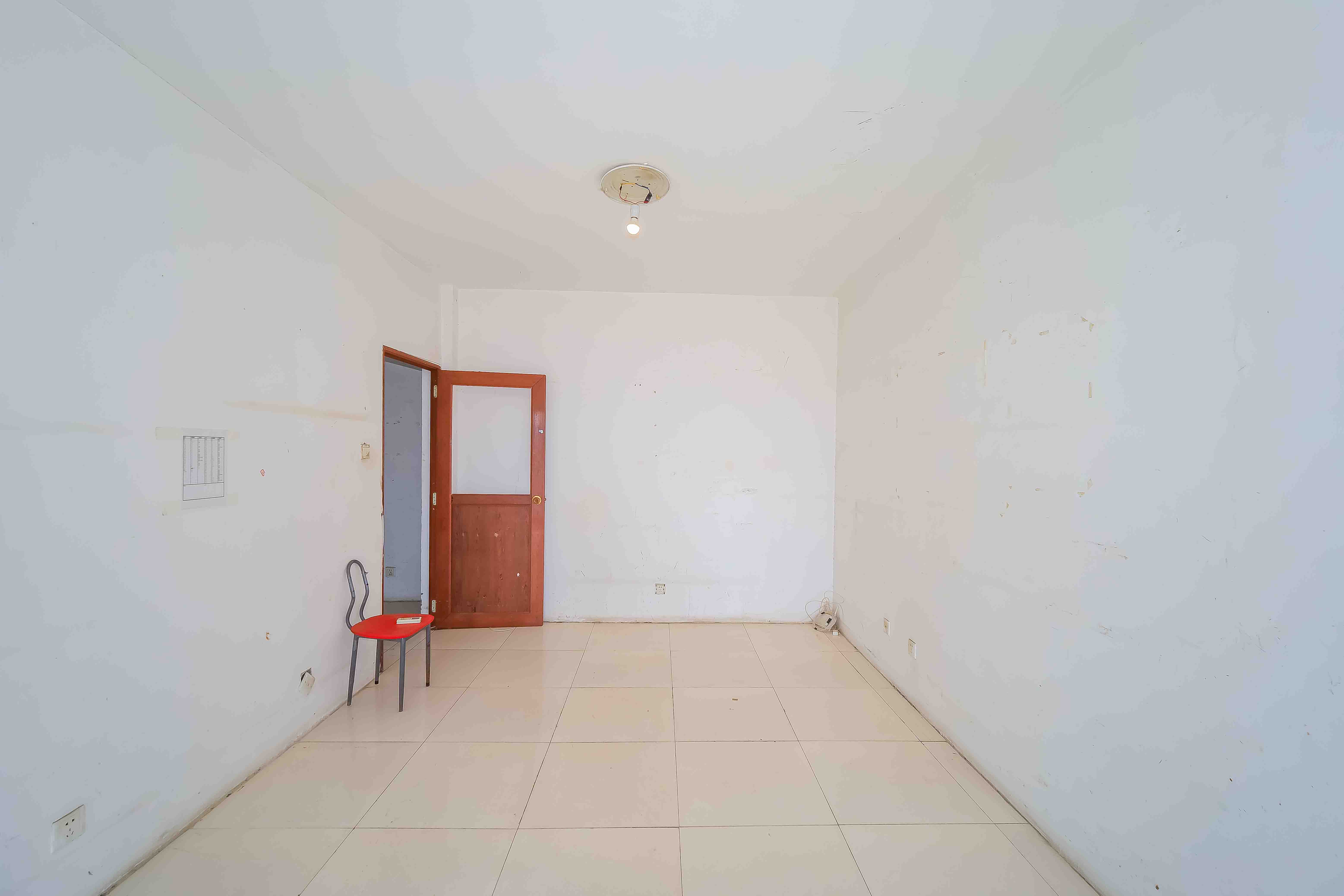 东一国际  2室1厅1卫    47.2万 东一国际  2室1厅1卫    47.2万卧室