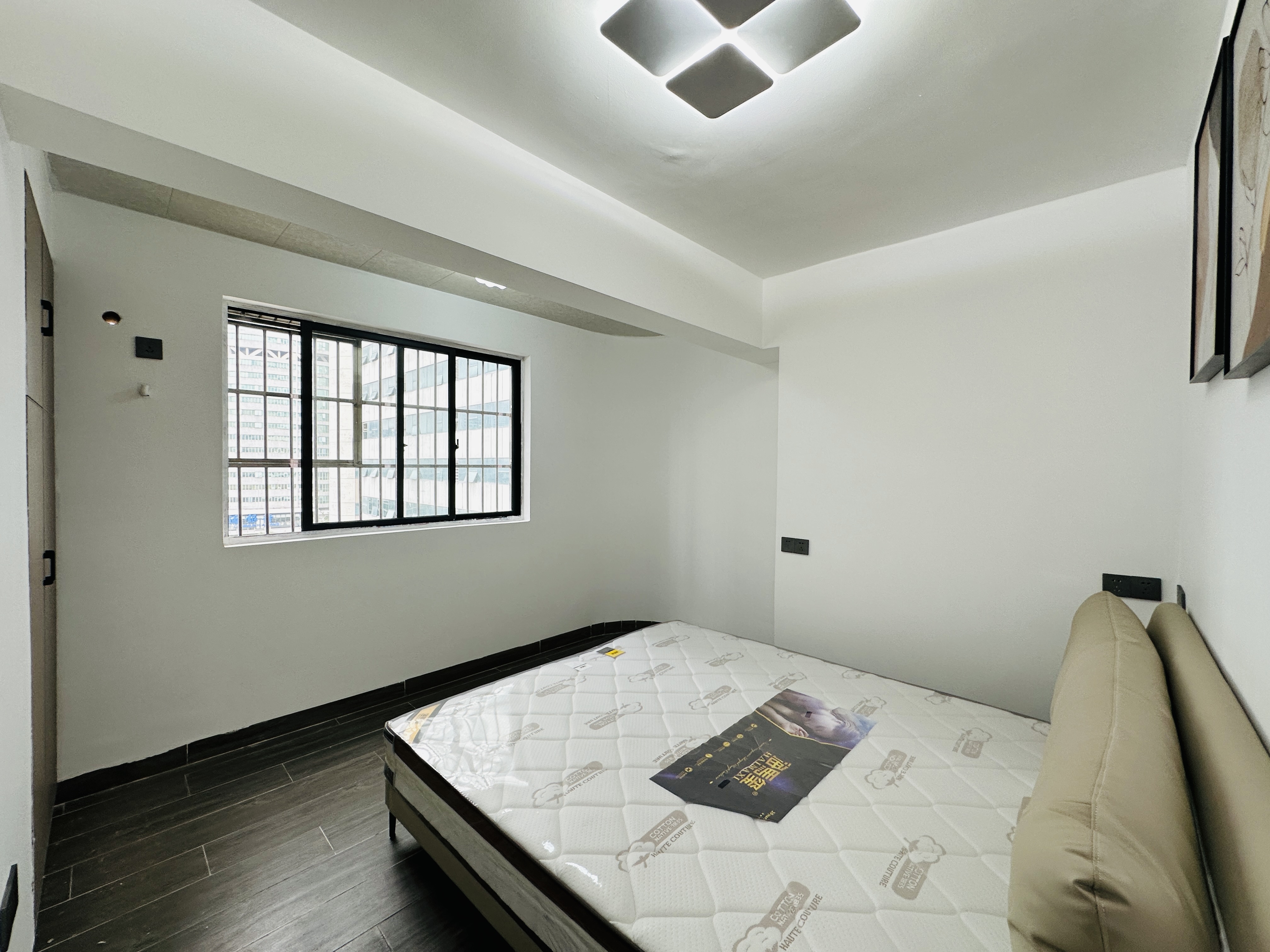 中机公寓 3室2厅1卫 112.0万 中机公寓 3室2厅1卫 112.0万卧室