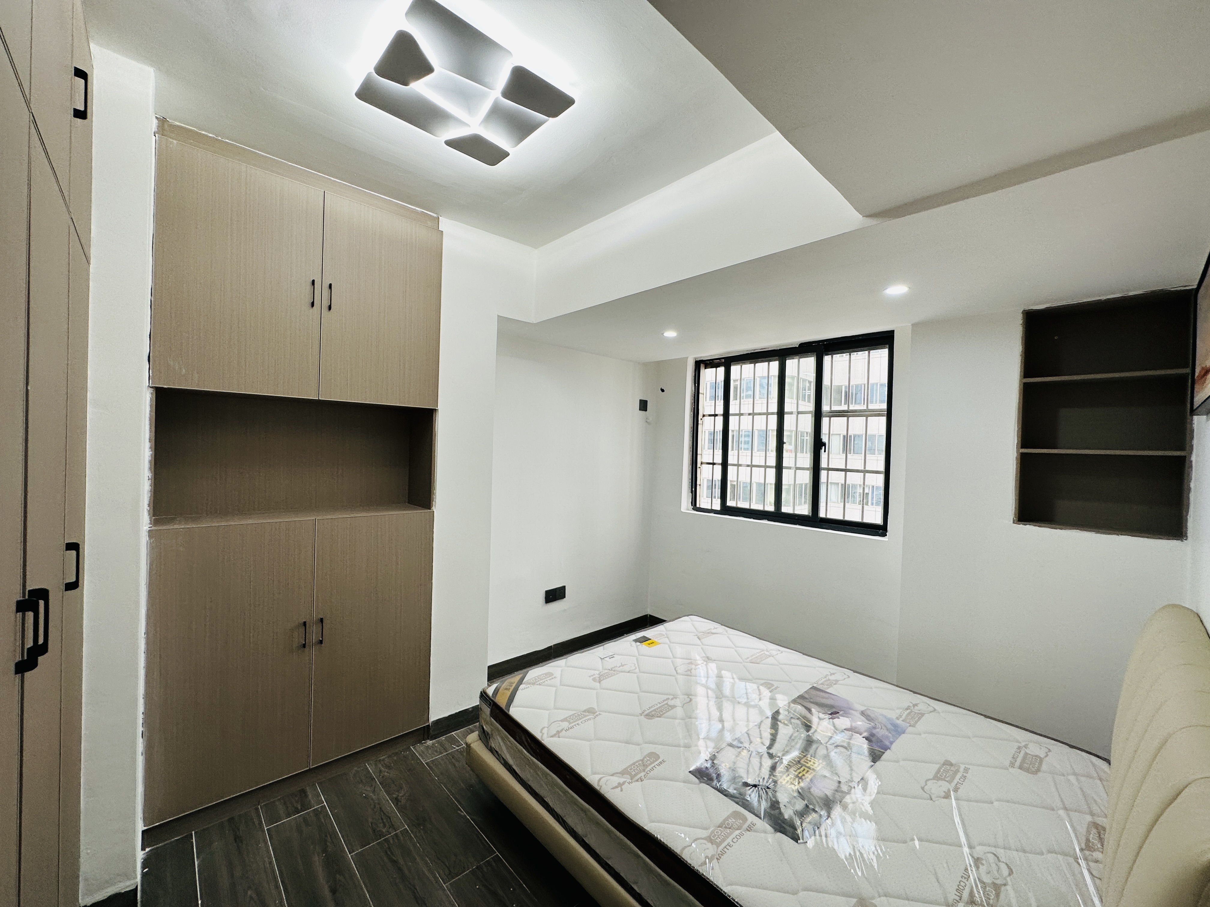 中机公寓 3室2厅1卫 112.0万 中机公寓 3室2厅1卫 112.0万卧室