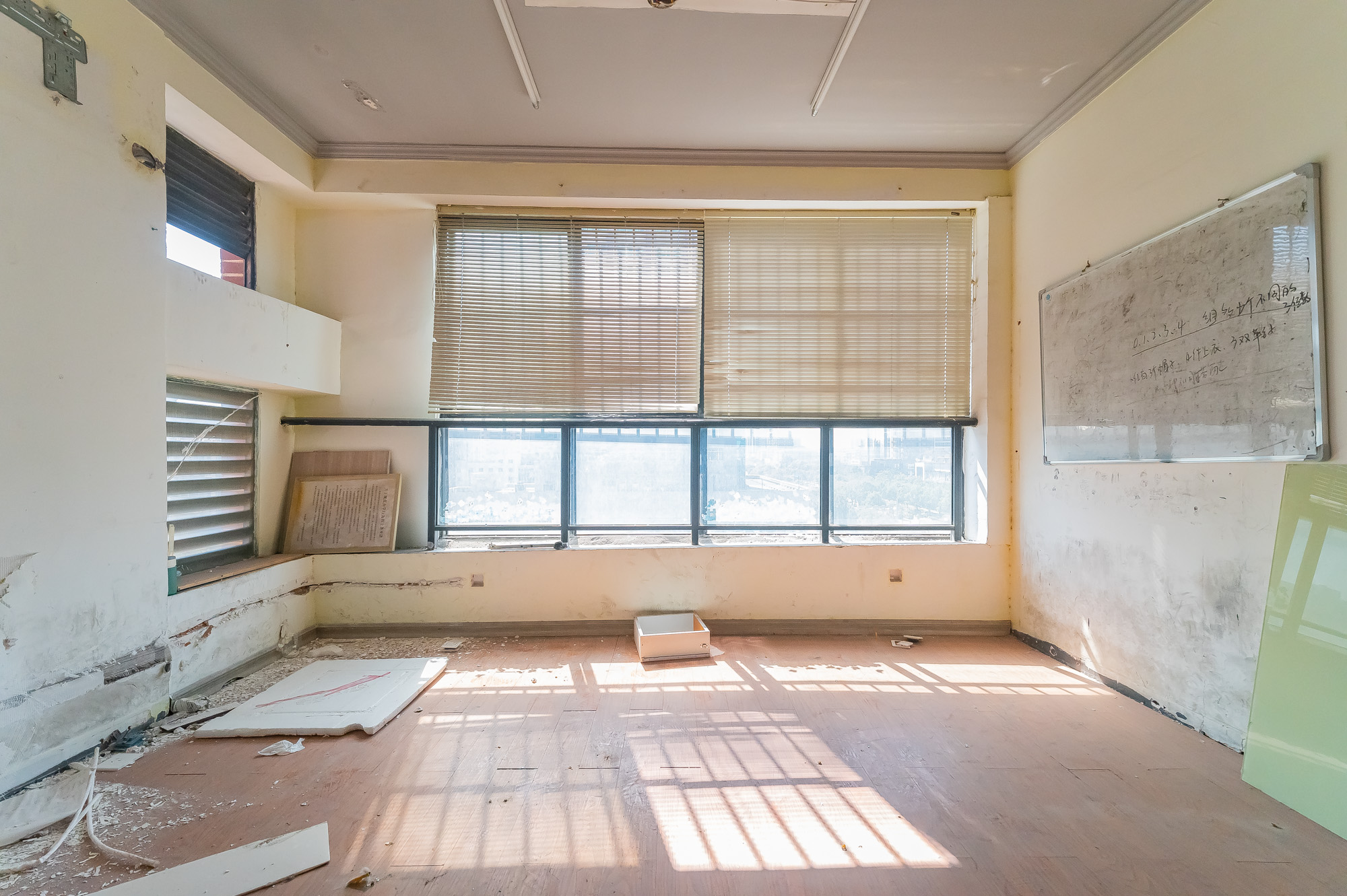 尚城 2室2厅1卫 55.0万 尚城 2室2厅1卫 55.0万阳台