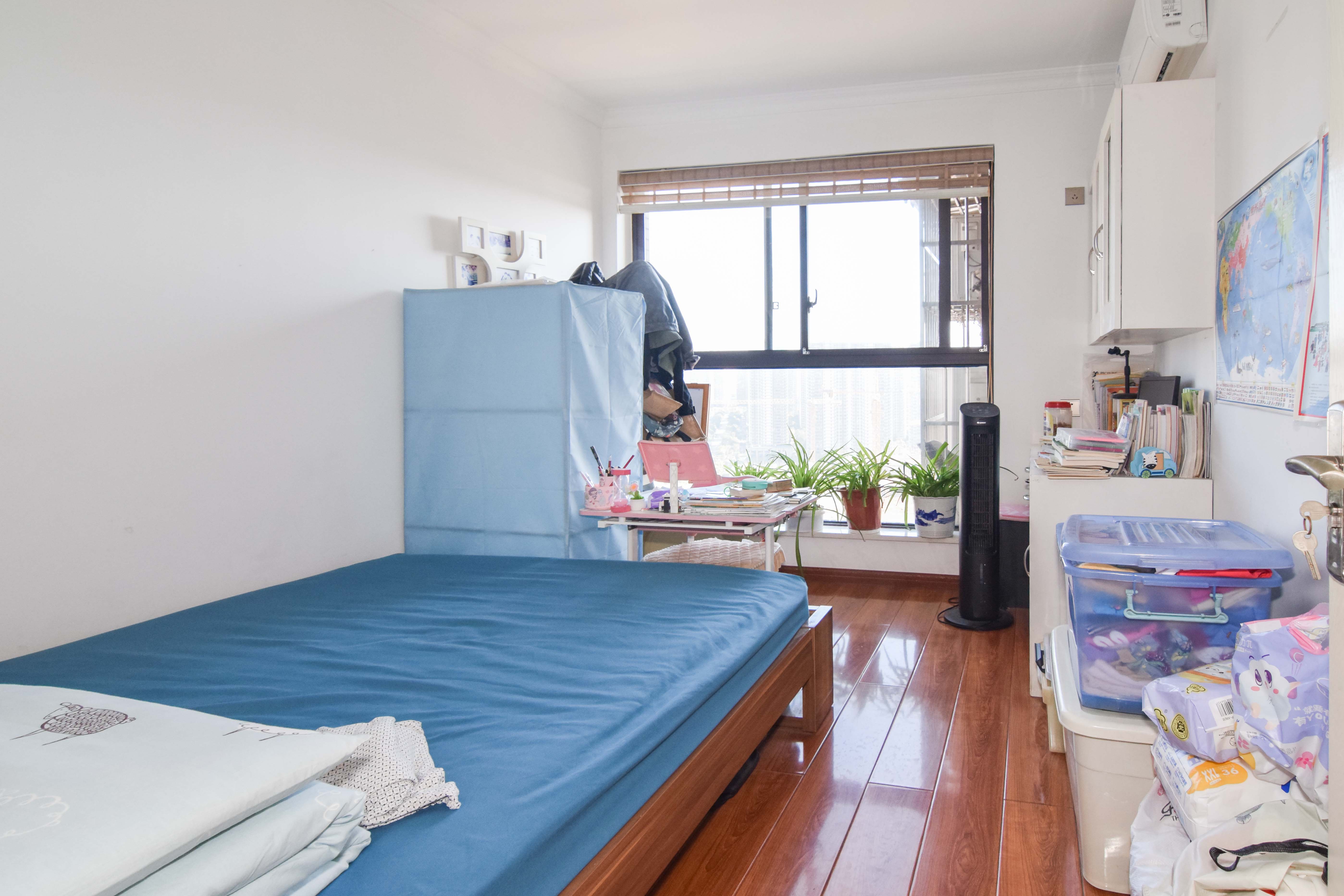 新城国际花都 3室2厅1卫 62.8万 新城国际花都 3室2厅1卫 62.8万卧室