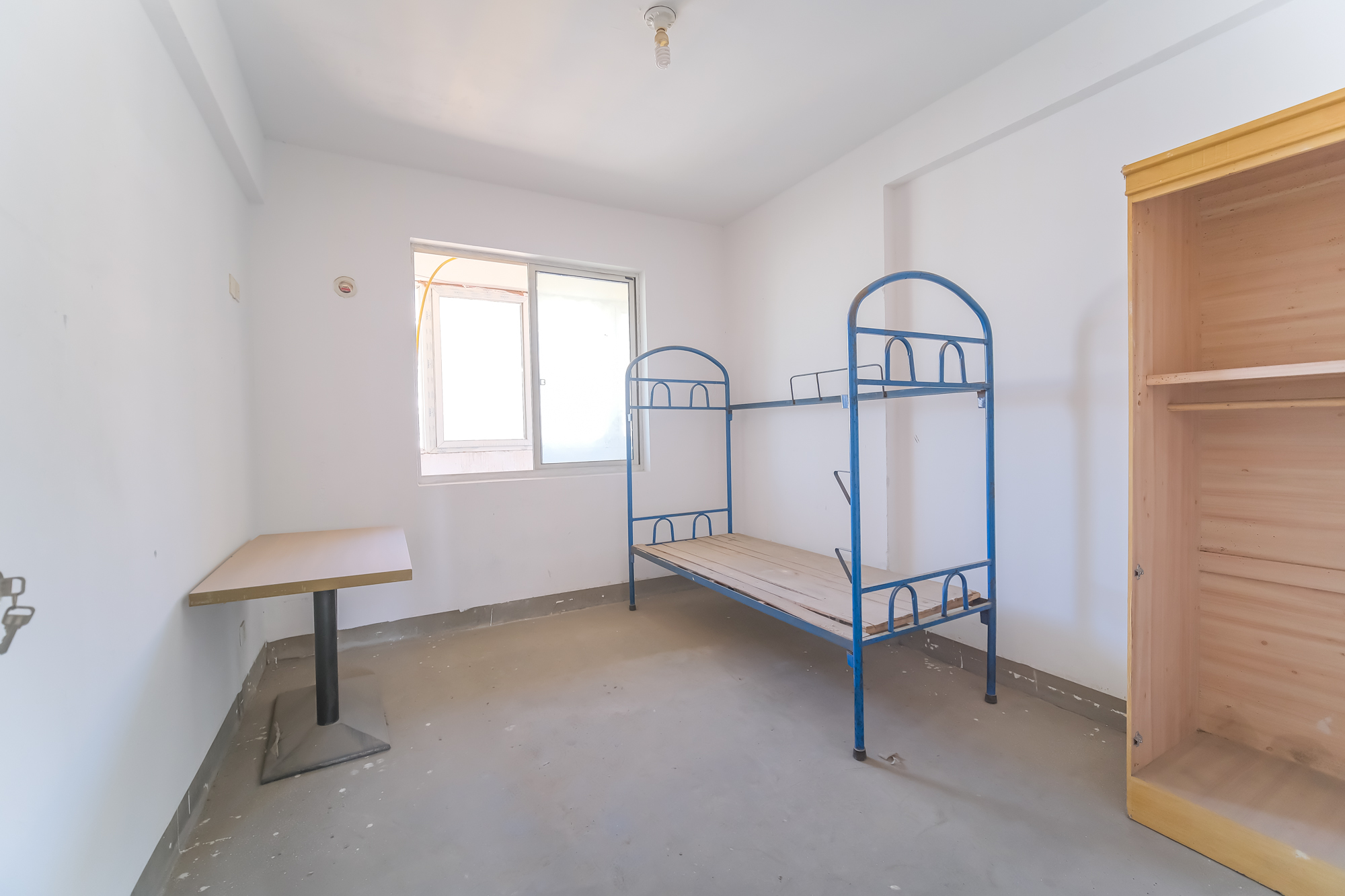 红树湾  4室2厅1卫    89.0万 红树湾  4室2厅1卫    89.0万卧室