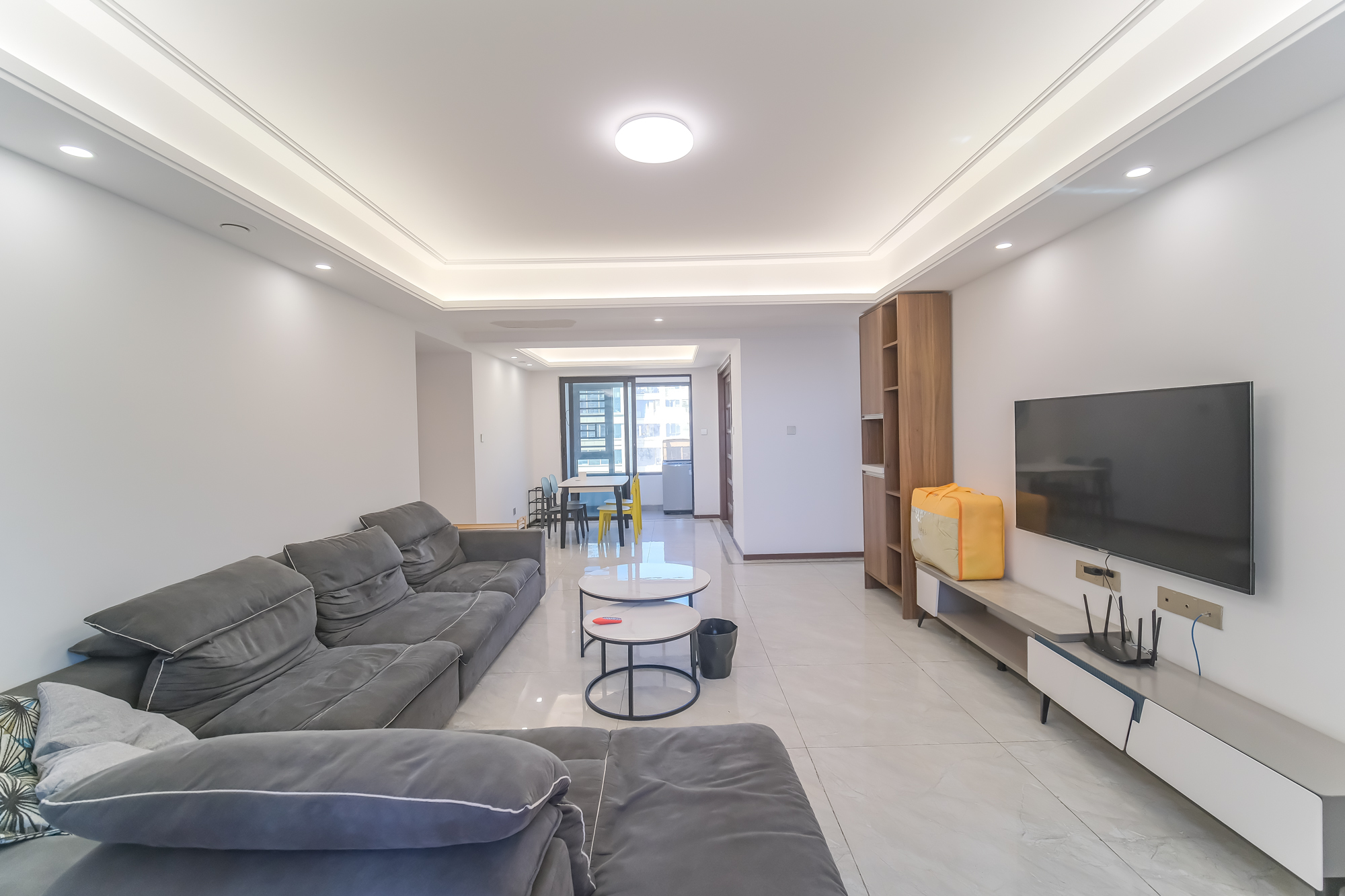 星城春晓 3室2厅2卫 98.8万 星城春晓 3室2厅2卫 98.8万客厅