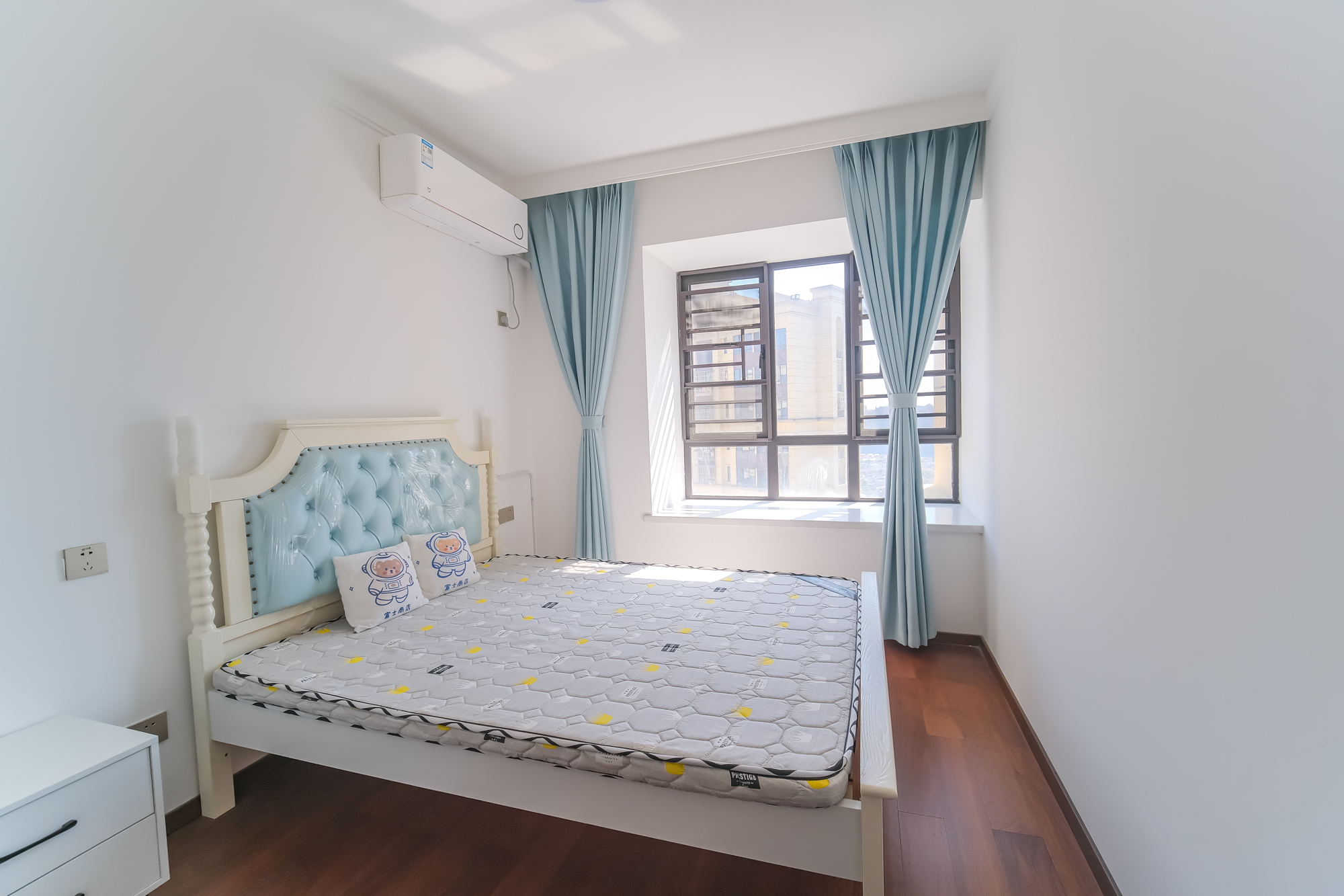 星城春晓 3室2厅2卫 98.8万 星城春晓 3室2厅2卫 98.8万卧室