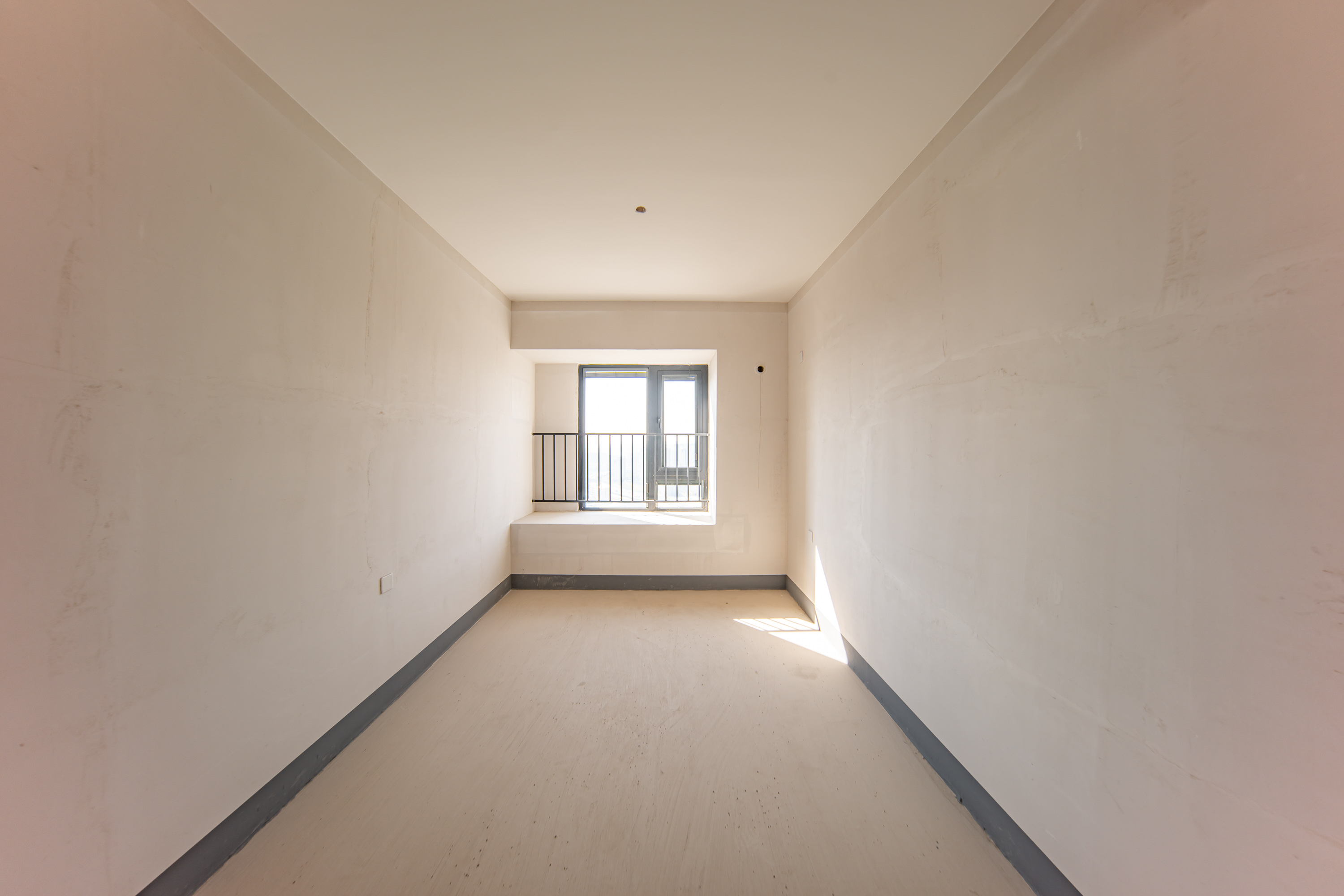建投象山国际  4室2厅2卫   145.00万卧室