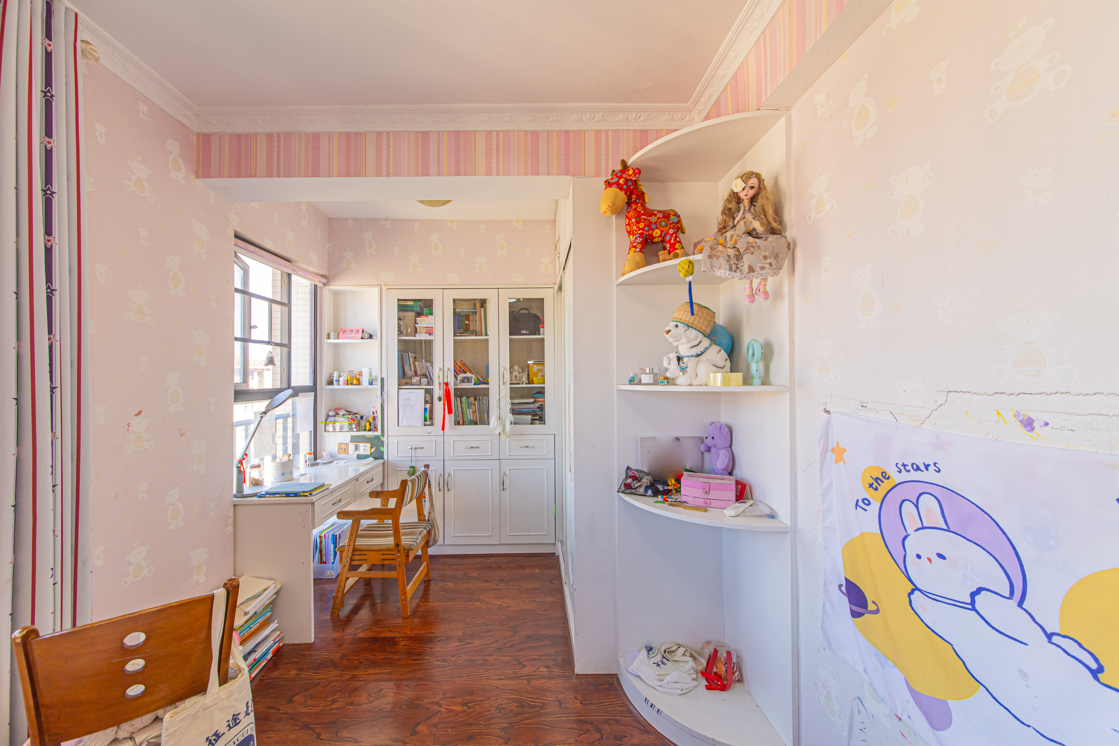 中建芙蓉嘉苑 4室2厅1卫 106.0万 中建芙蓉嘉苑 4室2厅1卫 106.0万卧室